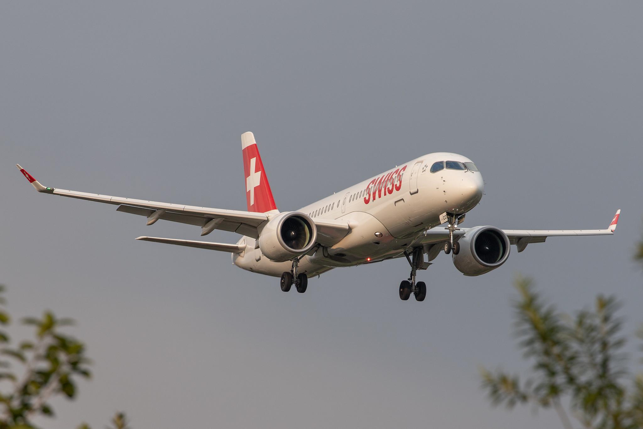 Hamburg Airport: Swiss (LX / SWR) | Airbus A220-300 BCS3 | HB-JCO | MSN 55033