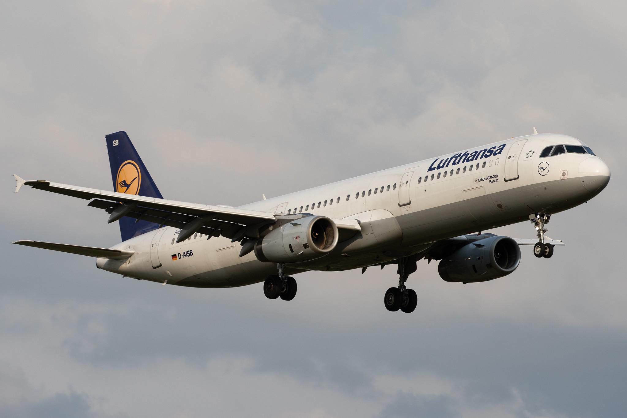 Hamburg Airport: Lufthansa (LH / DLH) | Airbus A321-231 A321 | D-AISB | MSN 1080