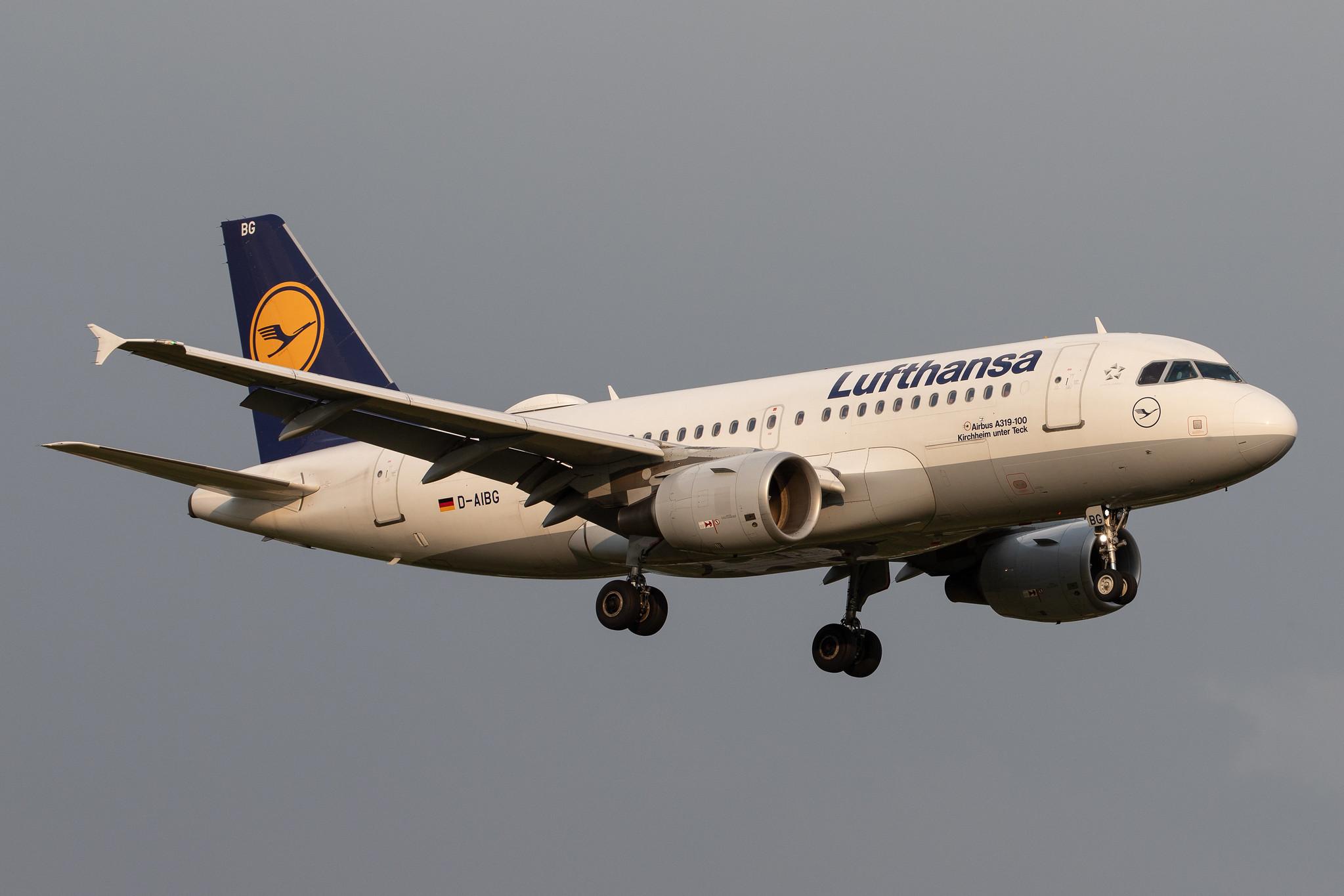 Hamburg Airport: Lufthansa (LH / DLH) | Airbus A319-112 A319 | D-AIBG | MSN 4841
