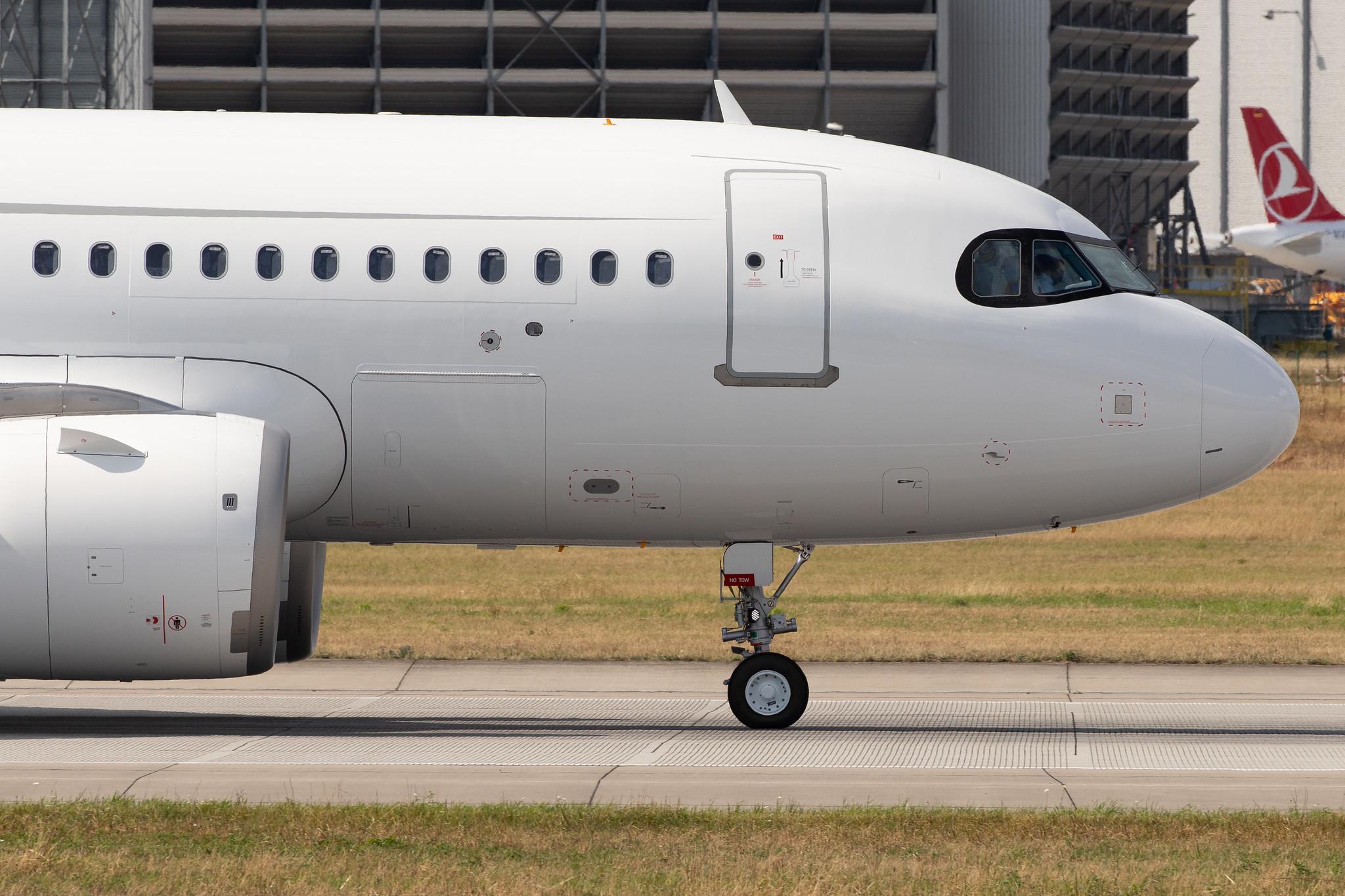 Flugplatz Hamburg-Finkenwerder: Airbus (/ AIB) |  Airbus A319-153N(CJ) A319 | D-AVWG | MSN 8612 (Private Owner, D-ANEO)
