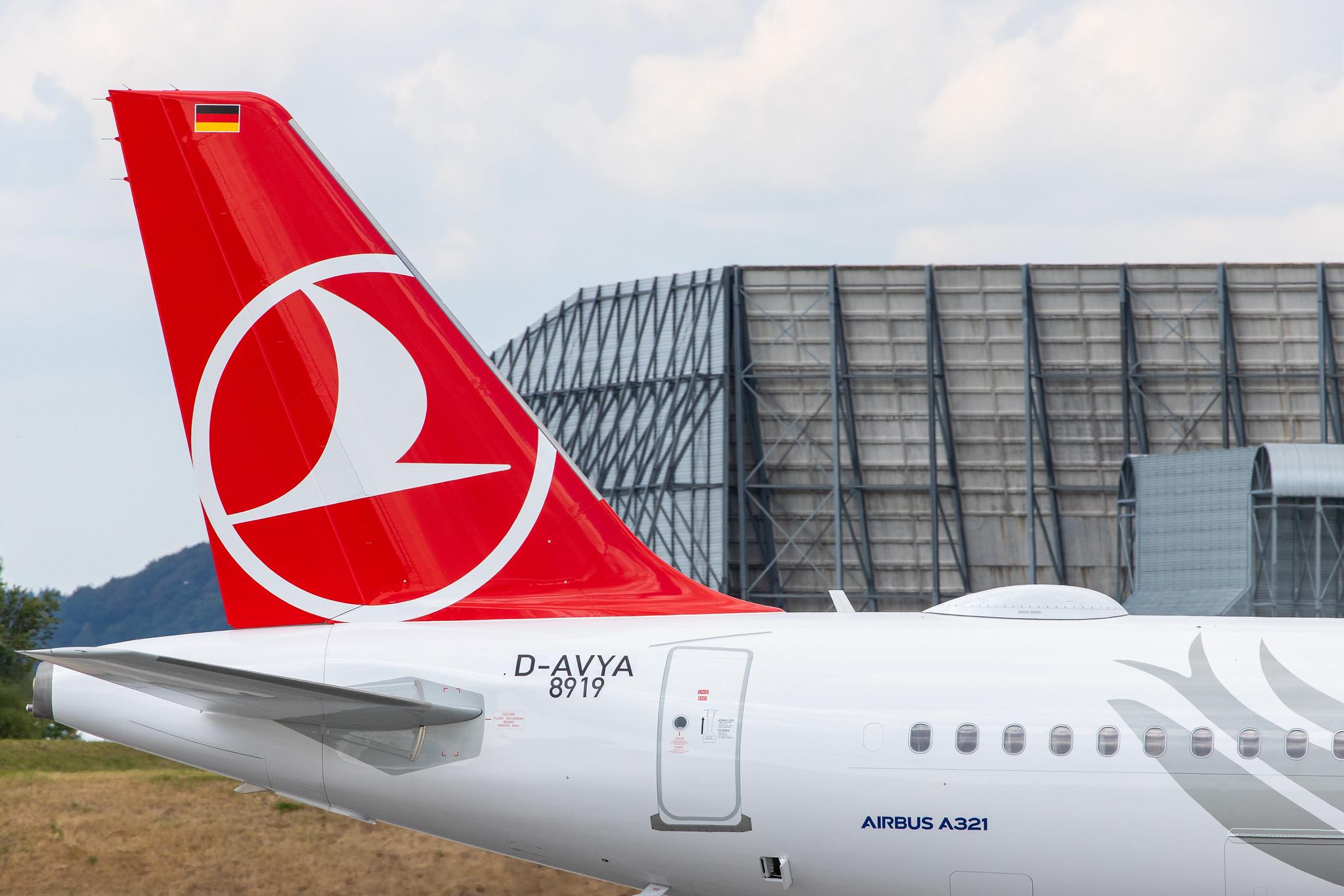 Flugplatz Hamburg-Finkenwerder: Airbus (/ AIB) |  Airbus A321-271NX A21N | D-AVYA | MSN 8919 (Turkish Airlines, TC-LSH)