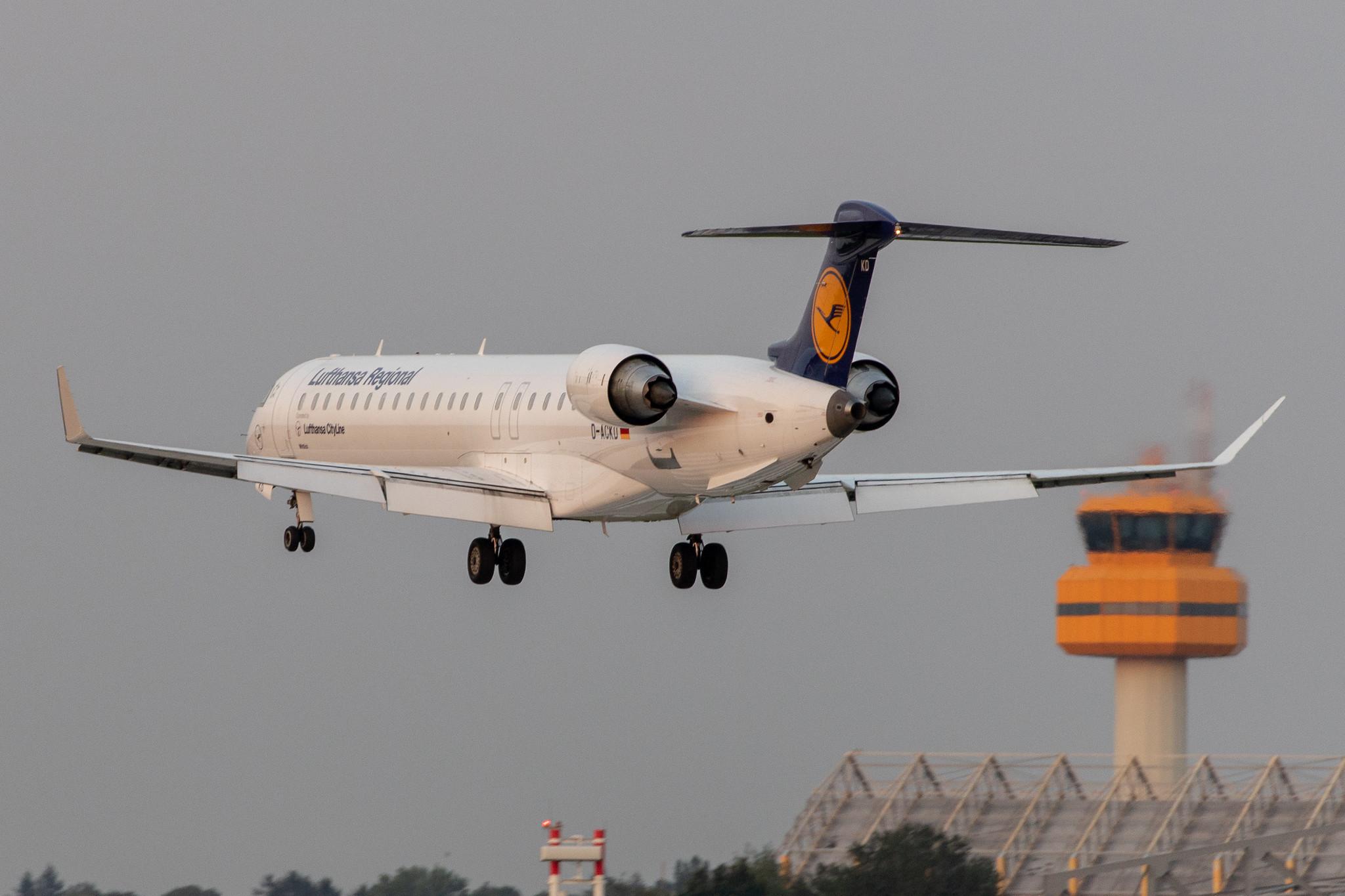 Hamburg Airport: Lufthansa (LH / DLH) | Operator: Lufthansa CityLine |  Bombardier CRJ-900LR CRJ9 | D-ACKD | MSN 15080
