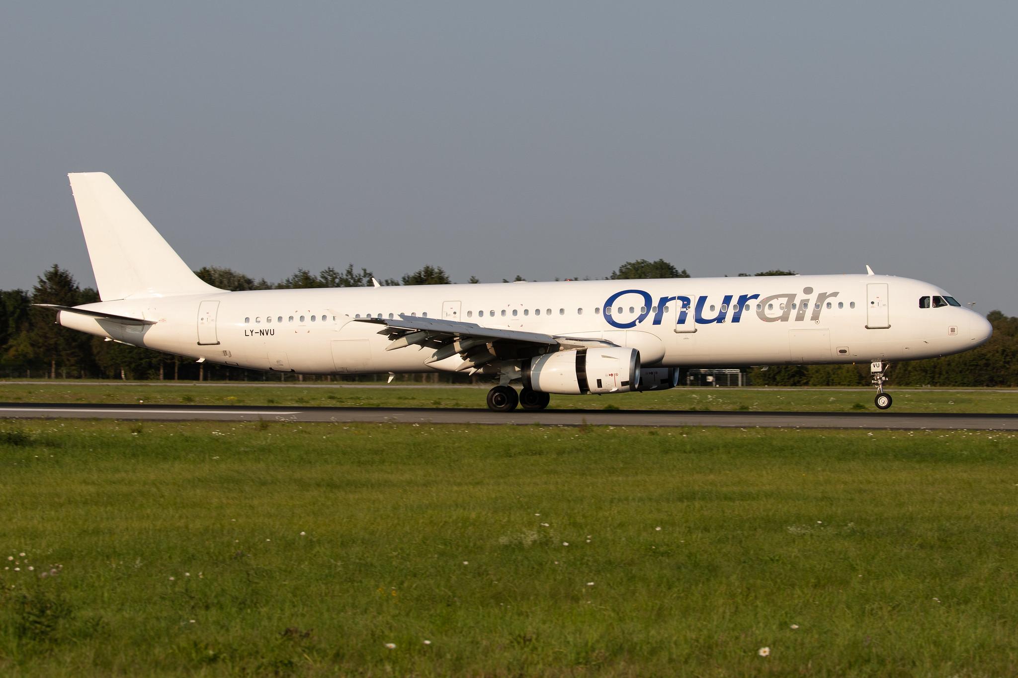 Hamburg Airport: Onur Air (8Q / OHY) | Operator: Avion Express |  Airbus A321-231 A321 | LY-NVU | MSN 1421