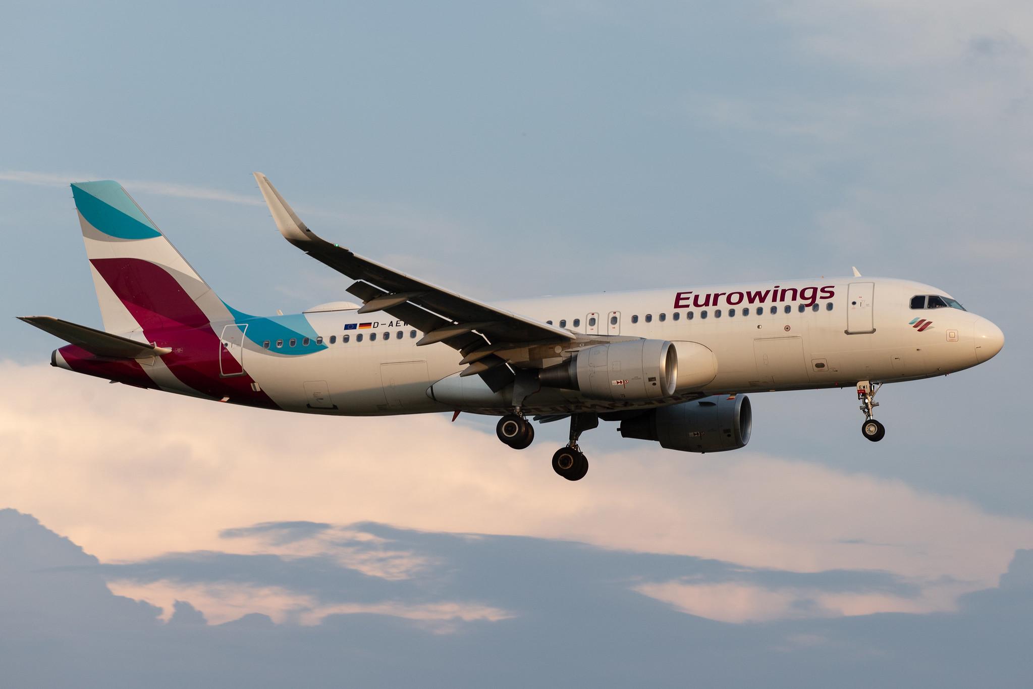 Hamburg Airport: Eurowings (EW / EWG) |  Airbus A320-214 A320 | D-AEWI | MSN 7210