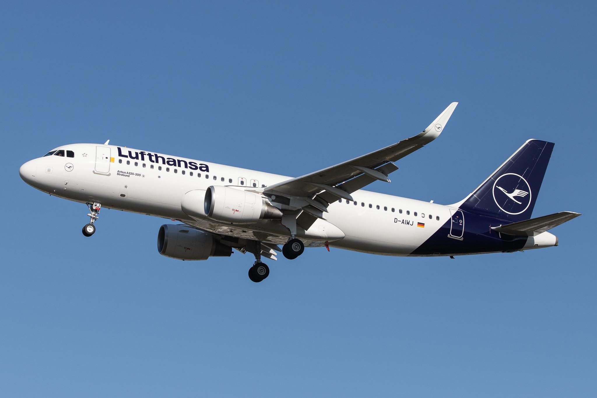 Frankfurt Airport: Lufthansa (LH / DLH) |  Airbus A320-214 A320 | D-AIWJ | MSN 9052