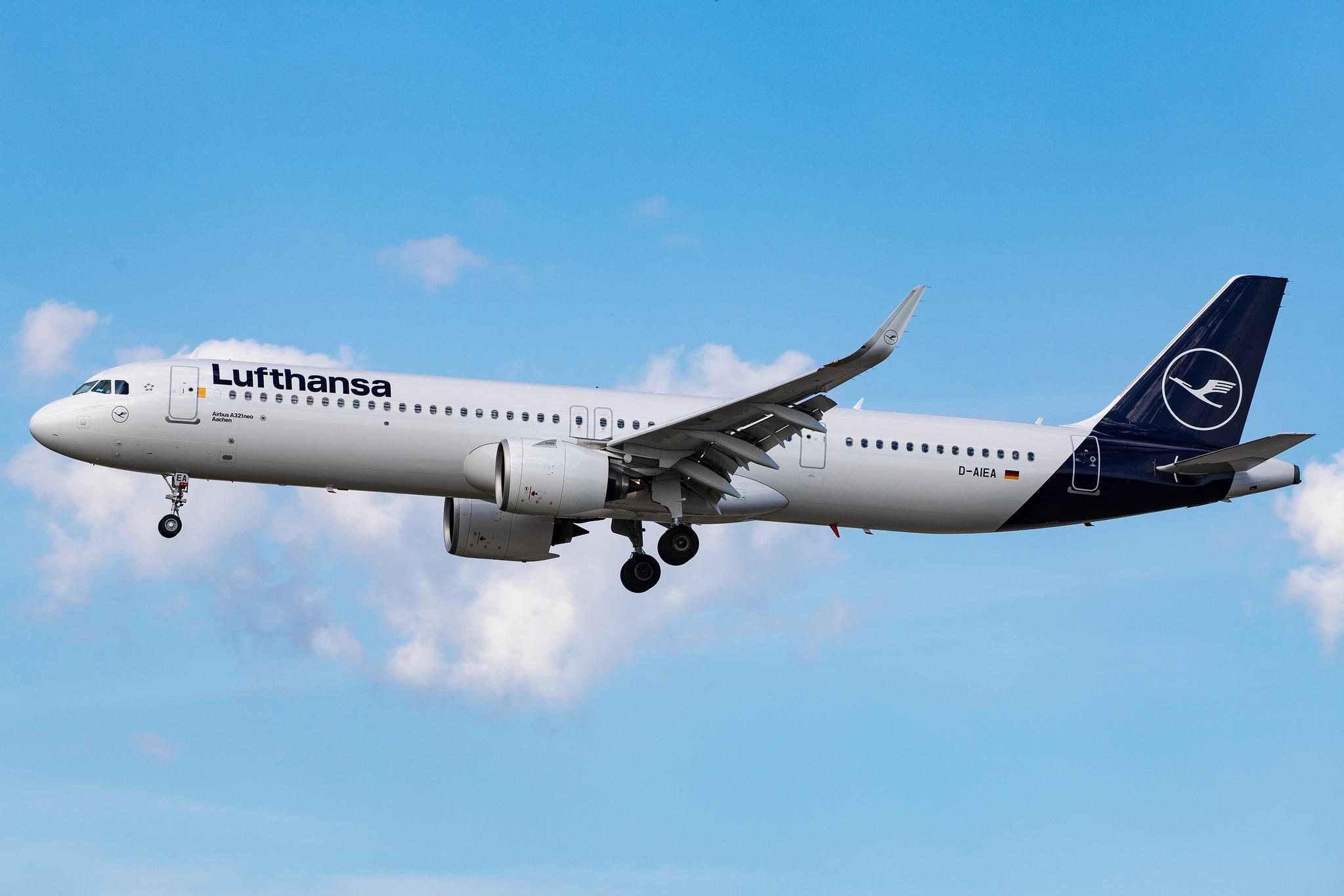 Frankfurt Airport: Lufthansa (LH / DLH) |  Airbus A321-271NX A21N | D-AIEA | MSN 8761