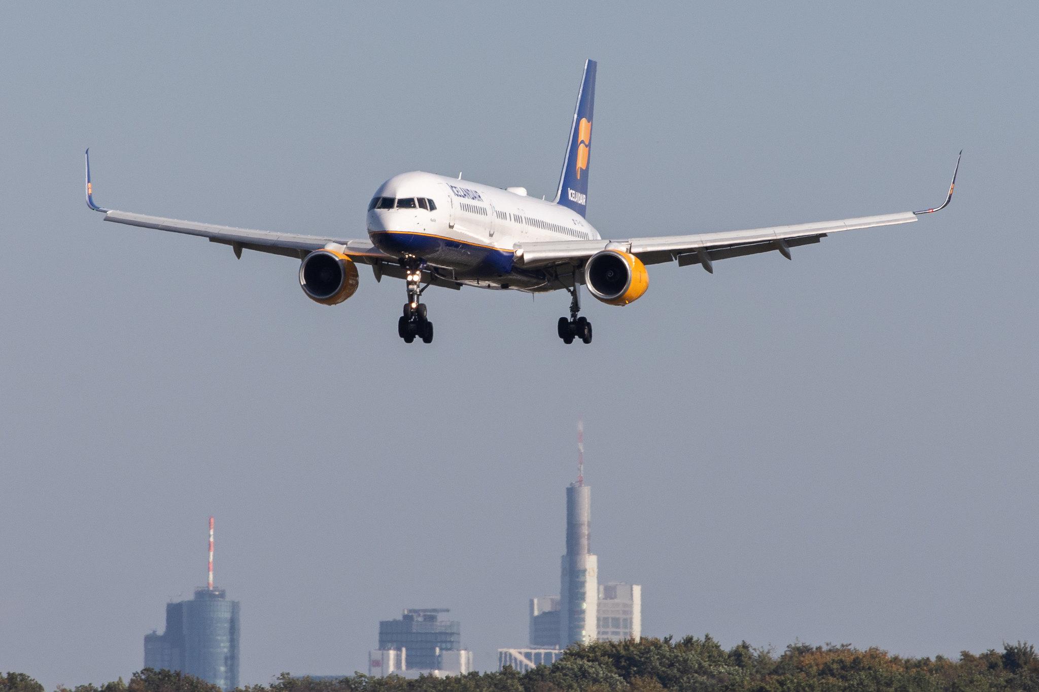 Frankfurt Airport: Icelandair (FI / ICE) |  Boeing 757-256 B752 | TF-ISJ | MSN 26249