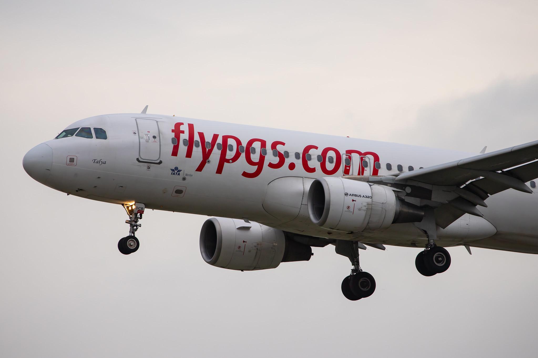 Frankfurt Airport: Pegasus Airlines (PC / PGT) |  Airbus A320-214 A320 | TC-DCB | MSN 5902