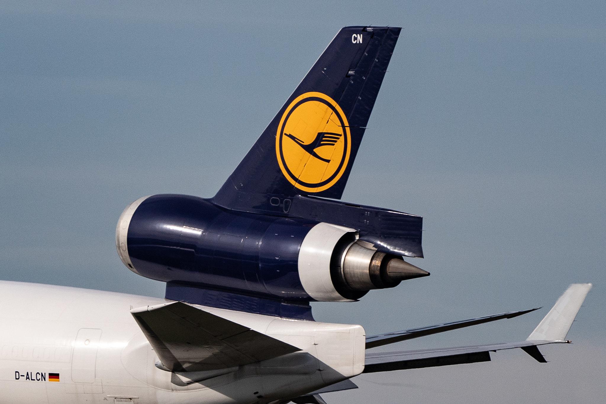 Frankfurt Airport: Lufthansa Cargo (/ GEC) |  McDonnell Douglas MD-11F MD11 | D-ALCN | MSN 48806