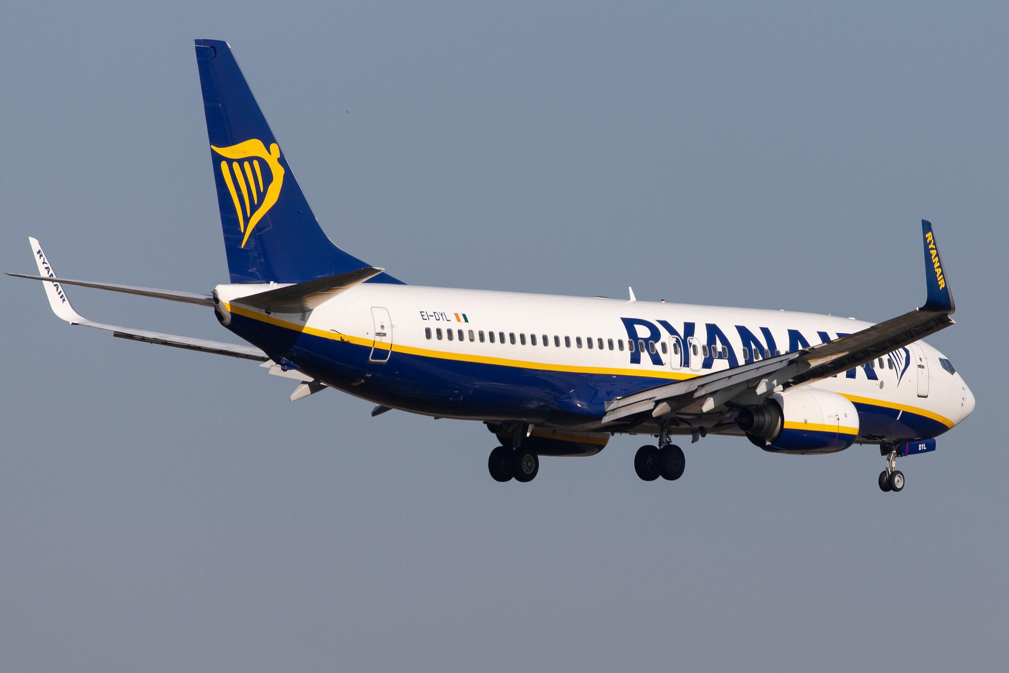 Frankfurt Airport: Ryanair (FR / RYR) |  Boeing 737-8AS B738 | EI-DYL | MSN 36574