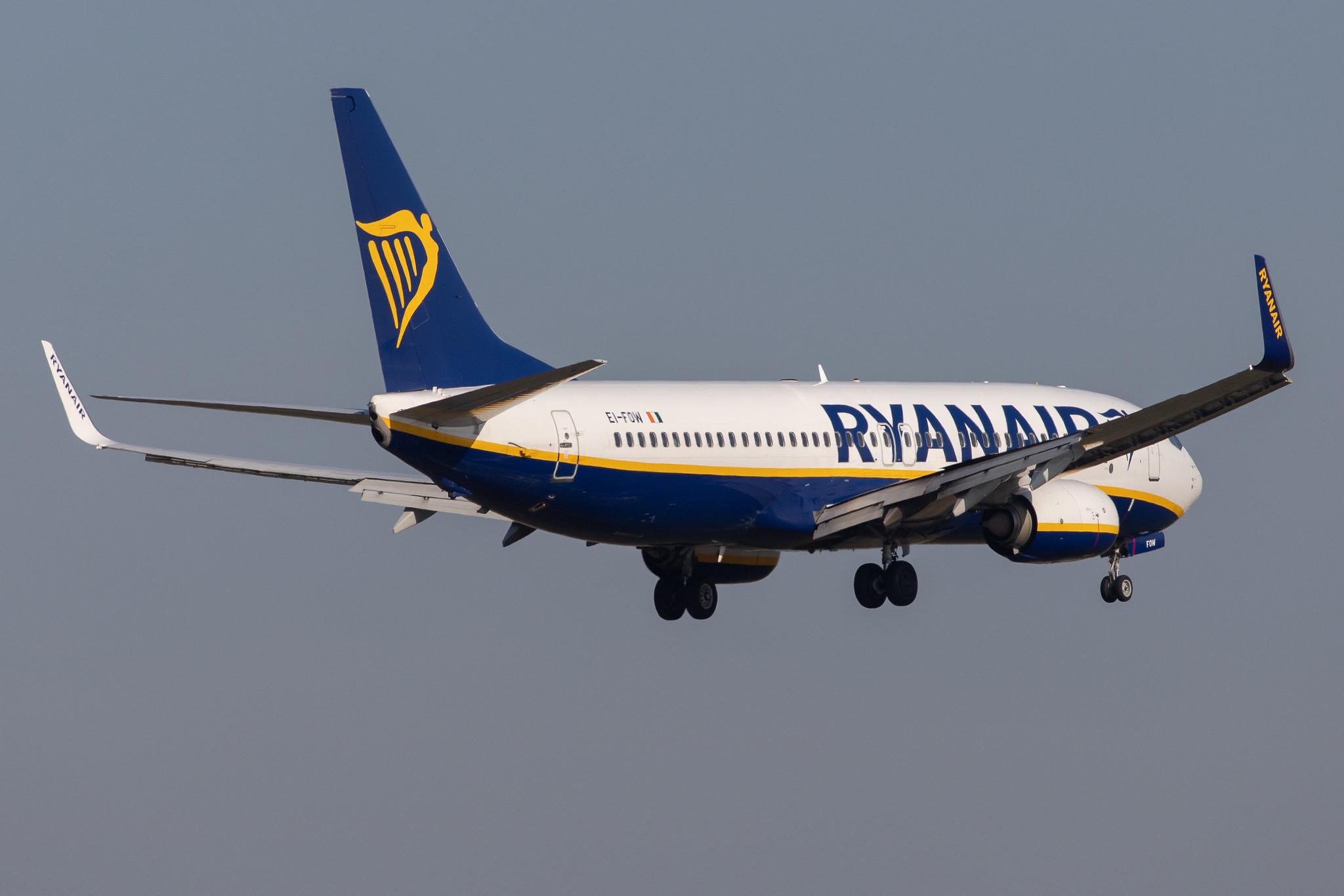 Frankfurt Airport: Ryanair (FR / RYR) |  Boeing 737-8AS B738 | EI-FOW | MSN 44729