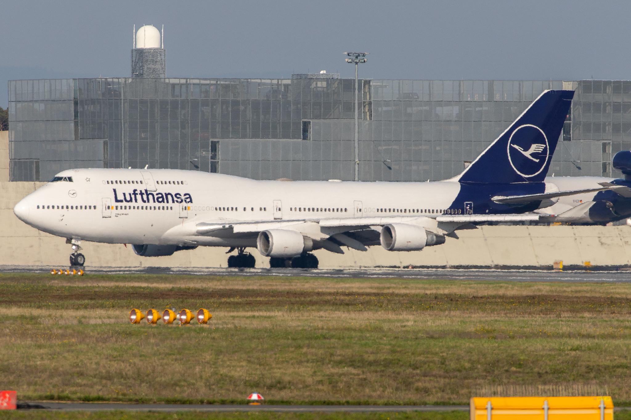 Frankfurt Airport: Lufthansa (LH / DLH) |  Boeing 747-430 B744 | D-ABVM | MSN 29101
