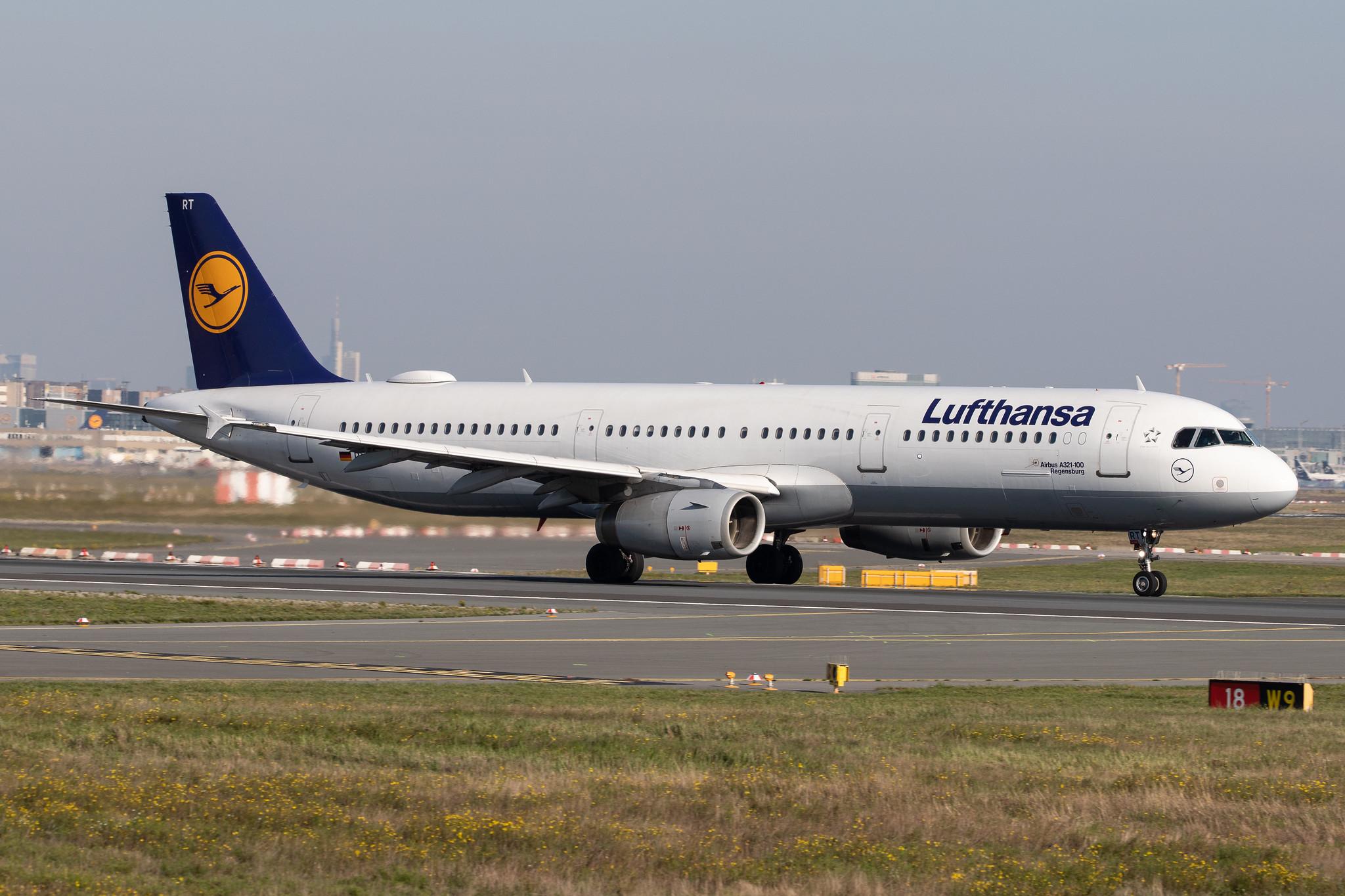 Frankfurt Airport: Lufthansa (LH / DLH) |  Airbus A321-131 A321 | D-AIRT | MSN 0652