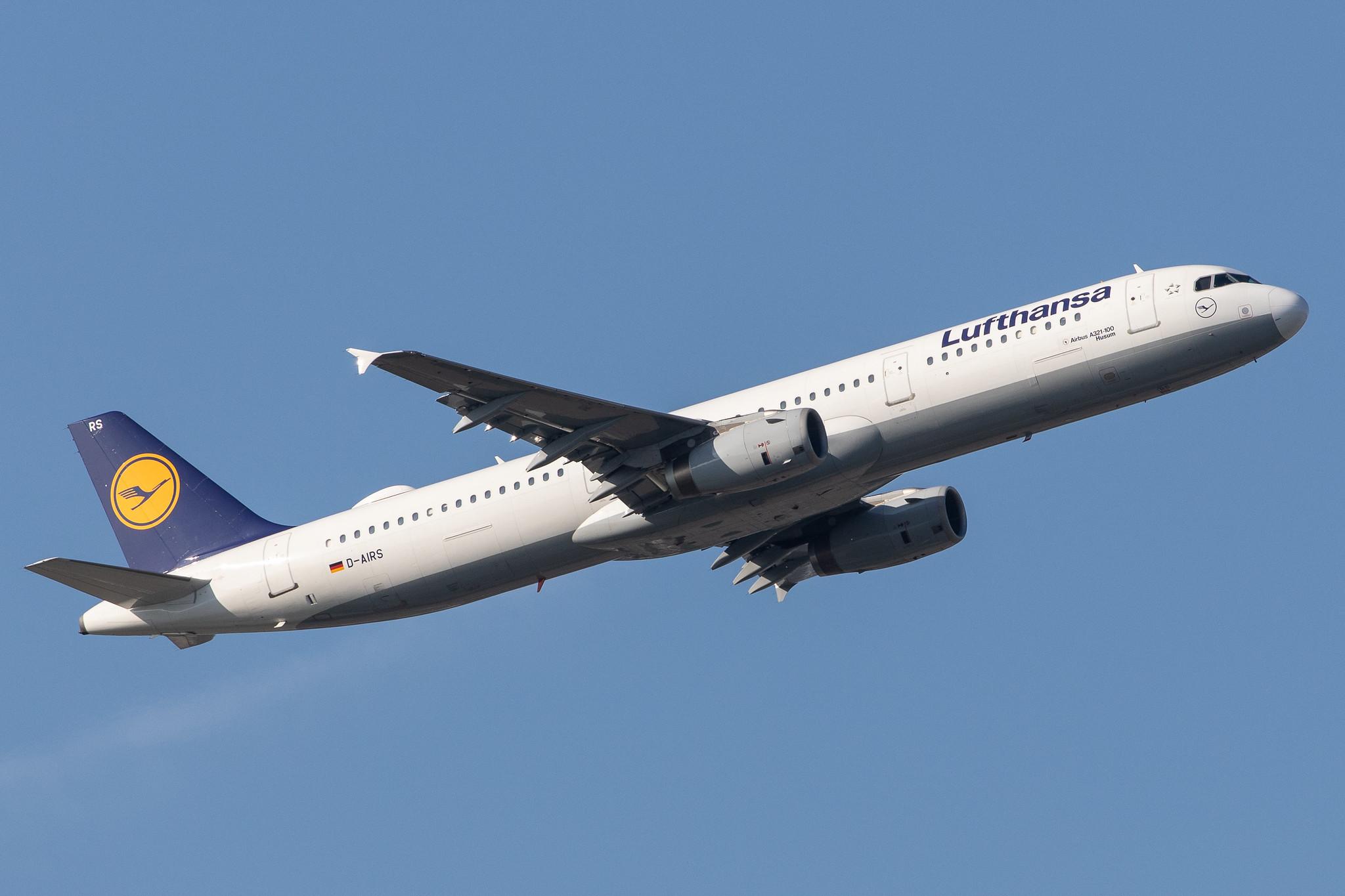 Frankfurt Airport: Lufthansa (LH / DLH) |  Airbus A321-131 A321 | D-AIRS | MSN 0595