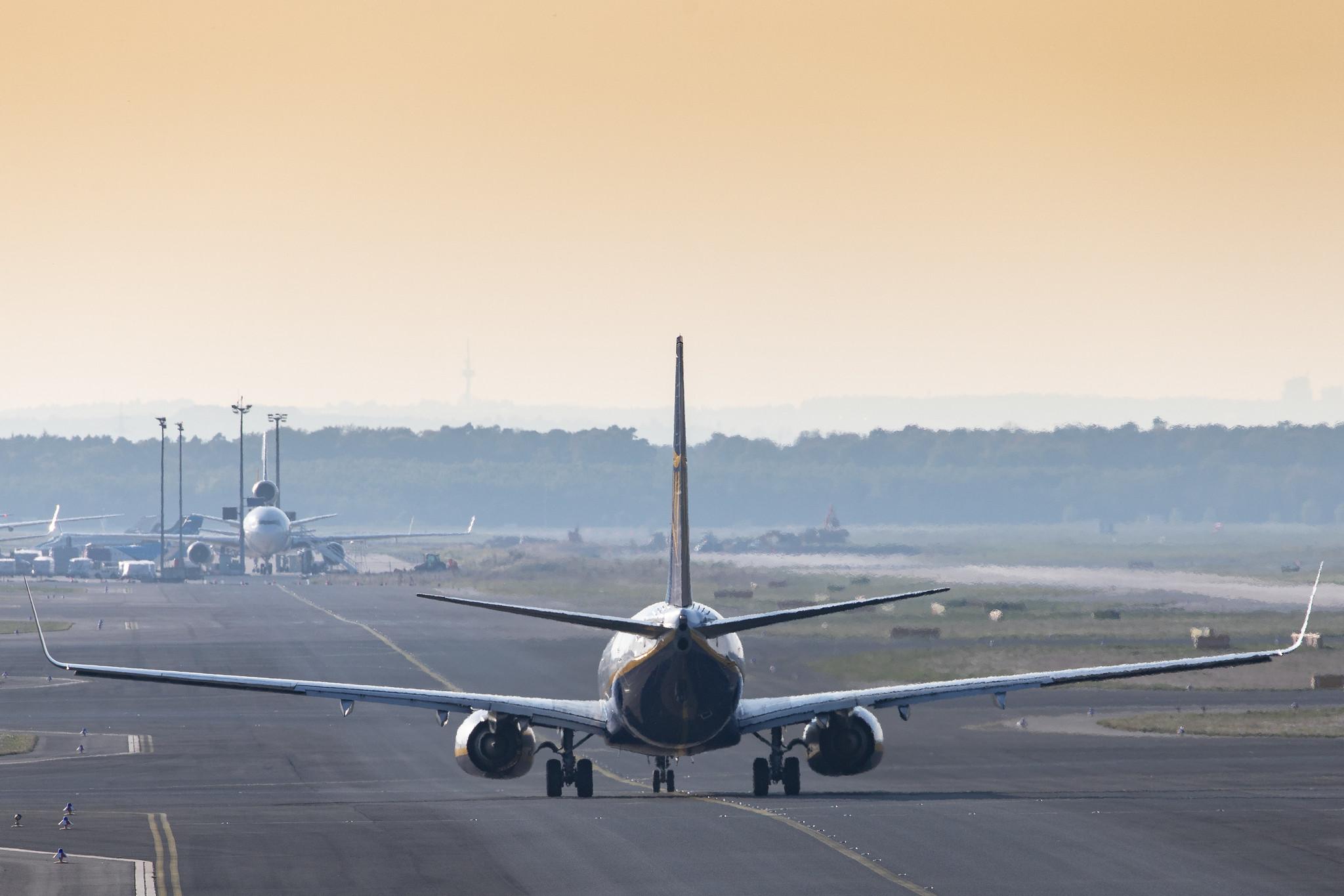 Frankfurt Airport: Ryanair (FR / RYR) |  Boeing 737-8AS B738 | EI-FOW | MSN 44729