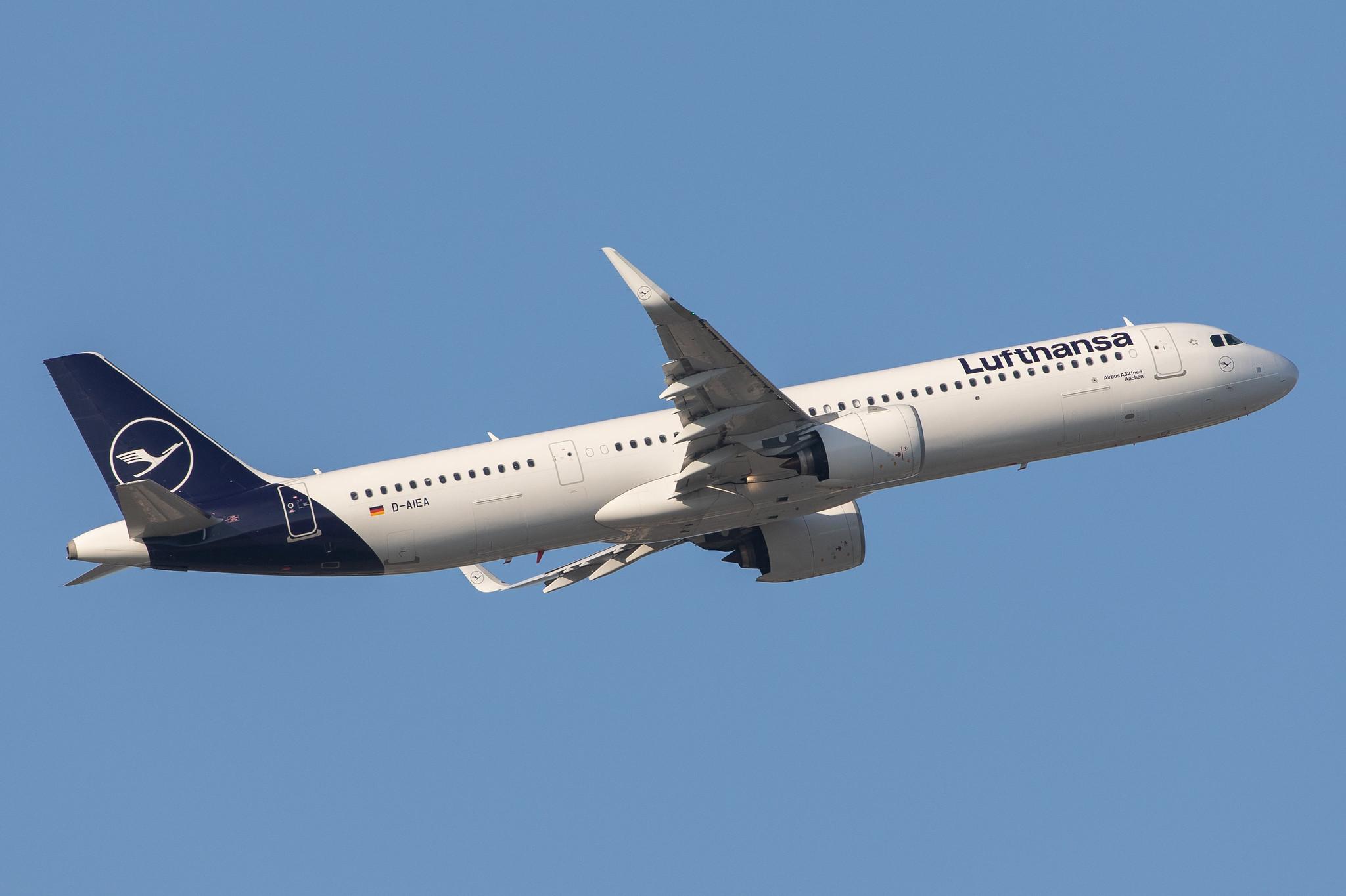 Frankfurt Airport: Lufthansa (LH / DLH) |  Airbus A321-271NX A21N | D-AIEA | MSN 8761
