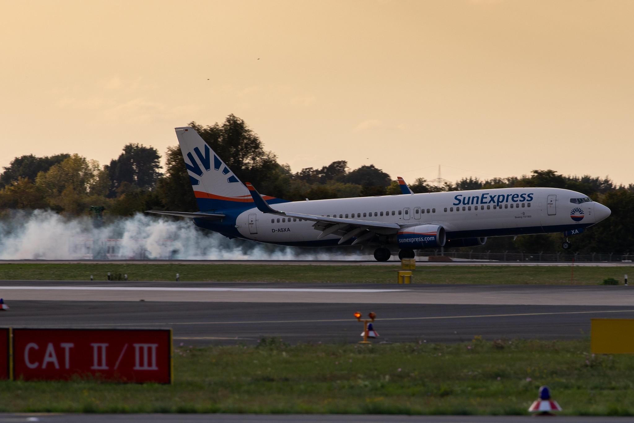 Düsseldorf Airport: SunExpress (XQ / SXS) | Operator: SunExpress Deutschland |  Boeing 737-8Z9 B738 | D-ASXA | MSN 28178