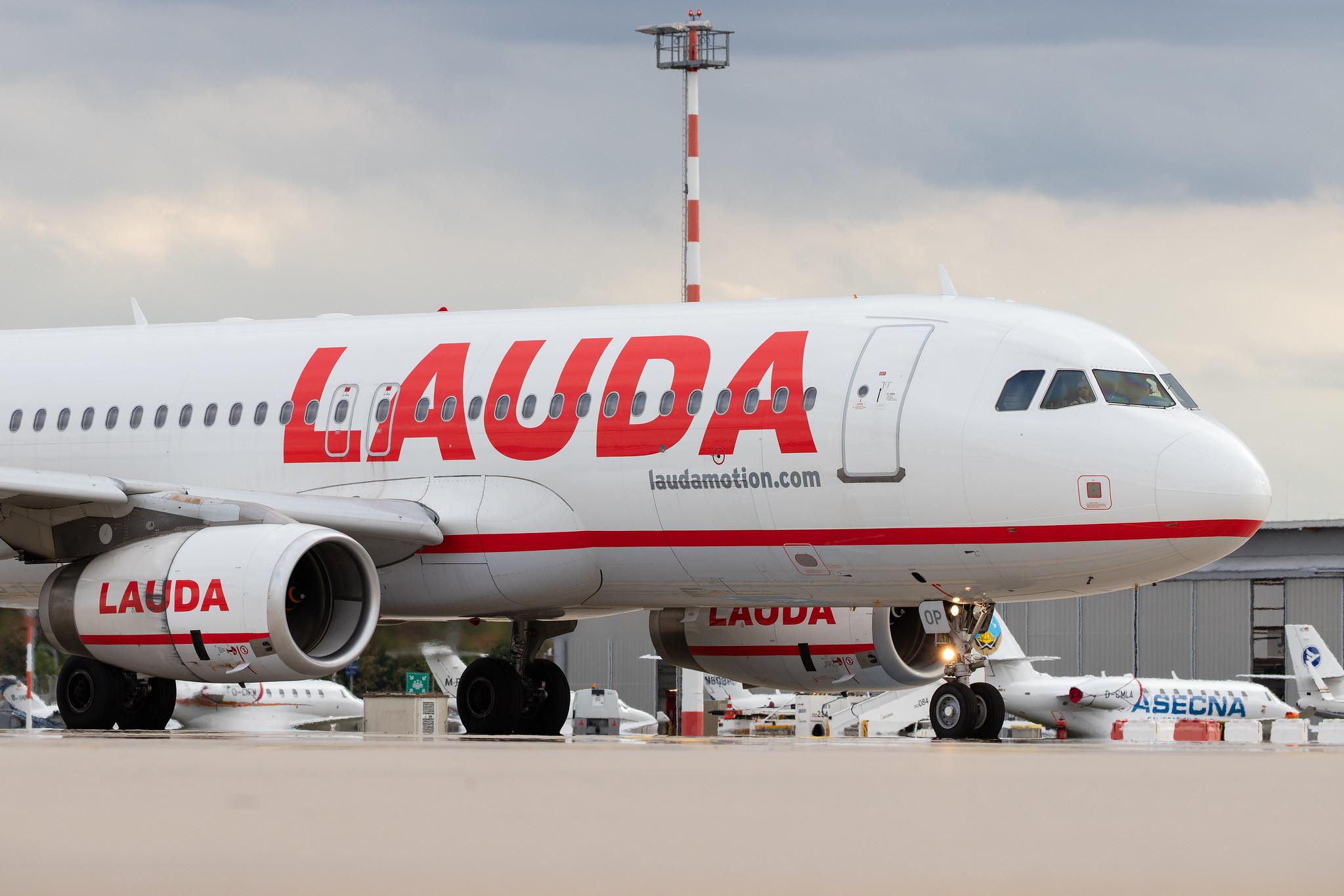 Düsseldorf Airport: Laudamotion (OE / LDM) |  Airbus A320-232 A320 | OE-LOP | MSN 1566