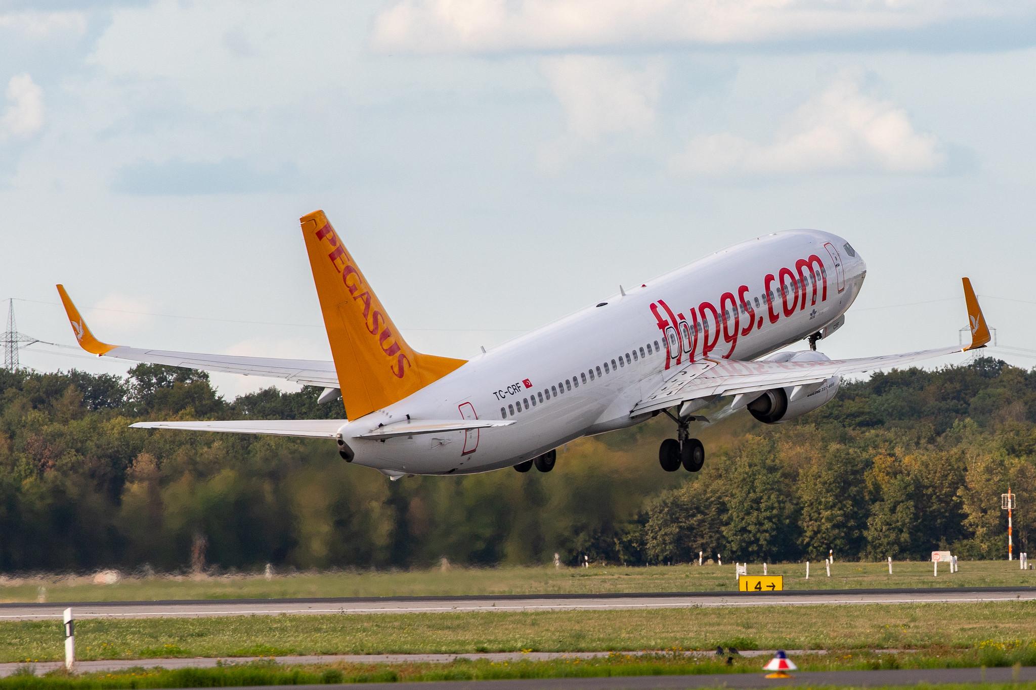Düsseldorf Airport: Pegasus Airlines (PC / PGT) |  Boeing 737-82R B738 | TC-CRF | MSN 63704