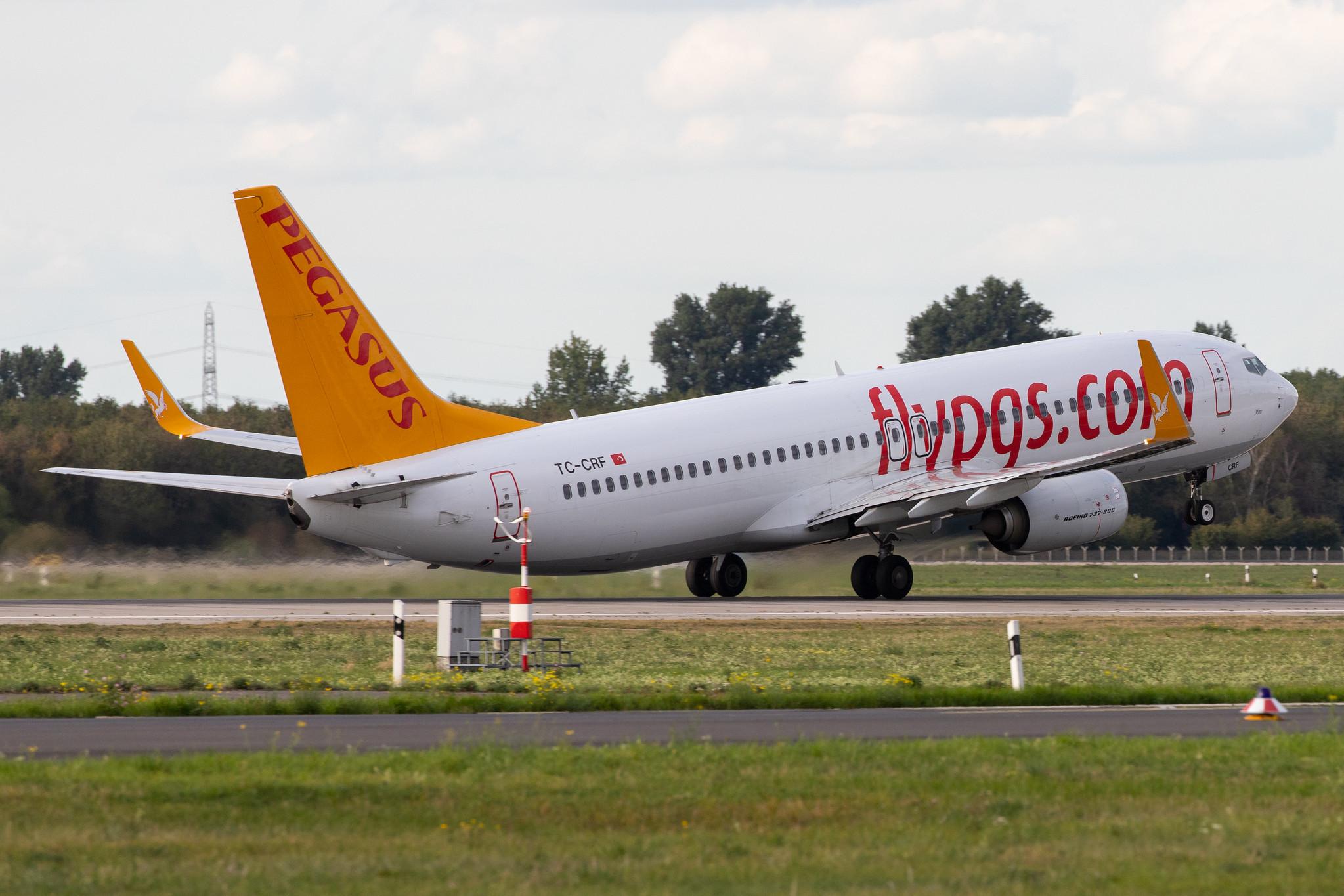 Düsseldorf Airport: Pegasus Airlines (PC / PGT) |  Boeing 737-82R B738 | TC-CRF | MSN 63704