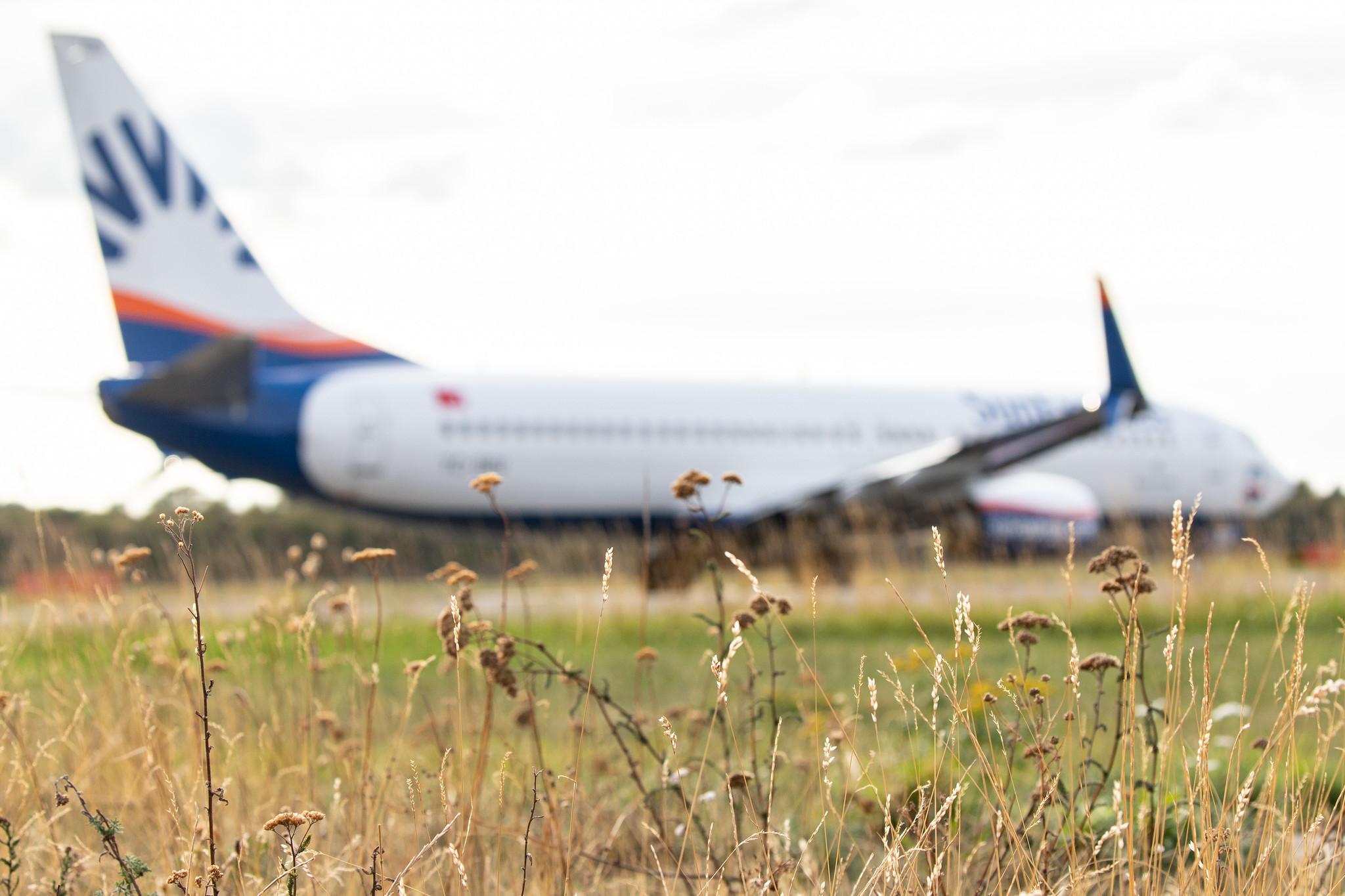 Düsseldorf Airport: SunExpress (XQ / SXS) |  Boeing 737-8HC B738 | TC-SEU | MSN 61181