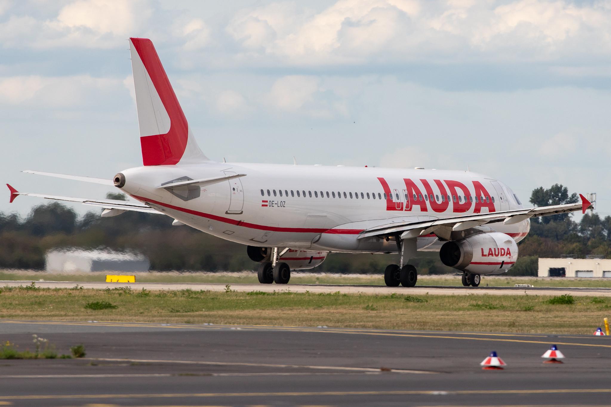 Düsseldorf Airport: Laudamotion (OE / LDM) |  Airbus A320-232 A320 | OE-LOZ | MSN 2838