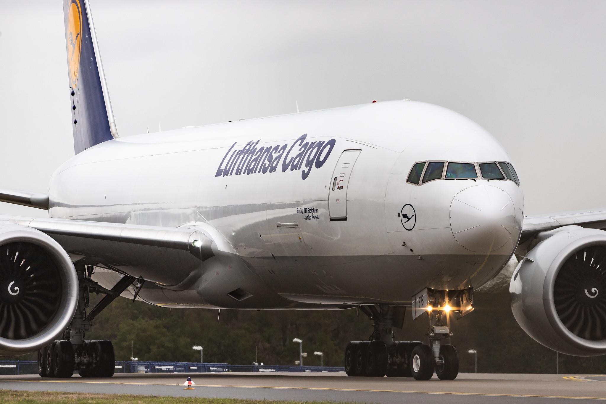 Frankfurt Airport: Lufthansa Cargo (/ GEC) |  Boeing 777-FBT B77L | D-ALFB | MSN 41675