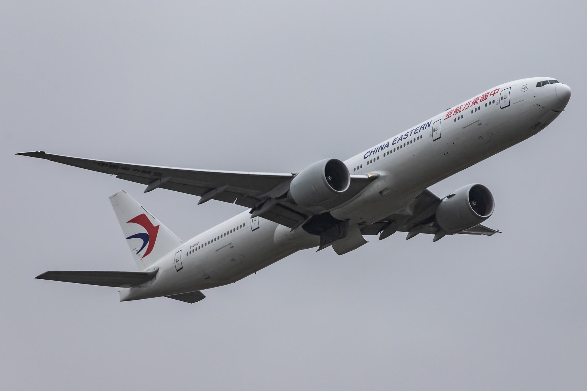 Frankfurt Airport: China Eastern Airlines (MU / CES) |  Boeing 777-39P(ER) B77W | B-2002 | MSN 43288