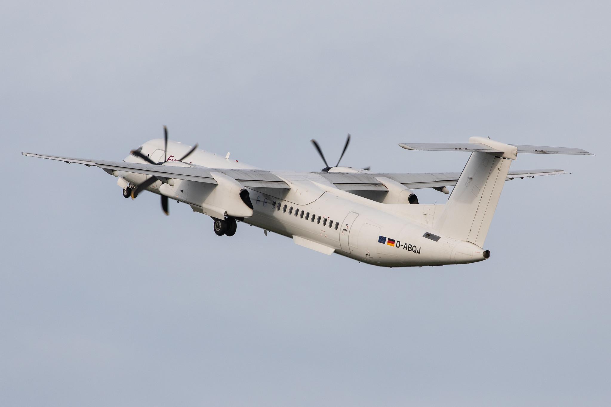 Hamburg Airport: Eurowings (EW / EWG) | Operator: Luftfahrtgesellschaft Walter |  De Havilland Canada Dash 8-400 DH8D | D-ABQJ | MSN 4274