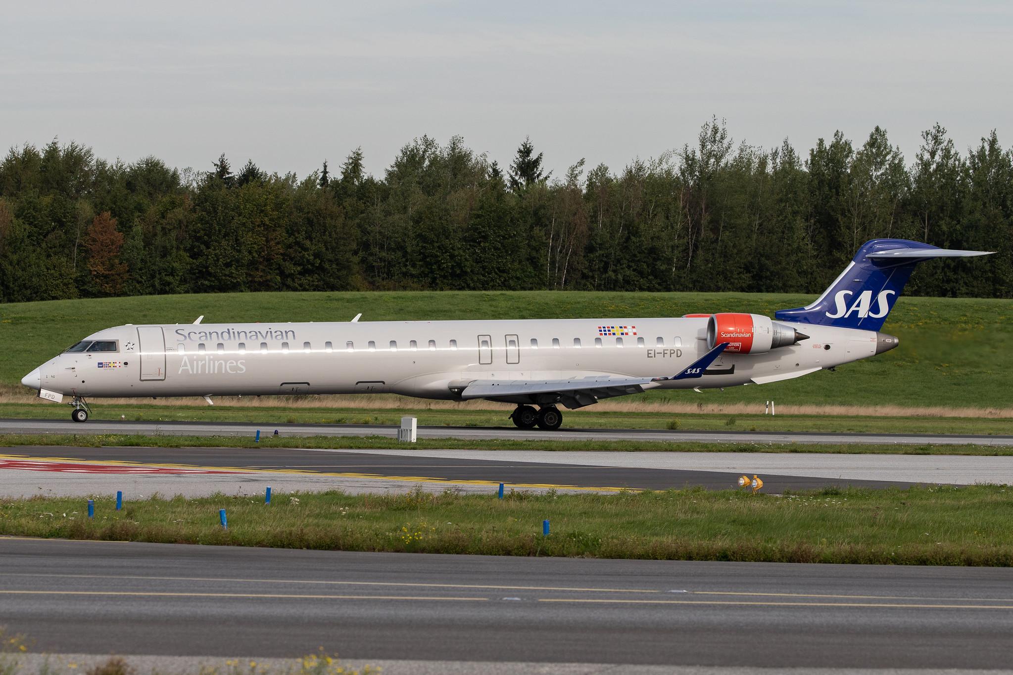 Hamburg Airport: SAS (SK / SAS) | Operator: Cityjet |  Bombardier CRJ-900LR CRJ9 | EI-FPD | MSN 15401