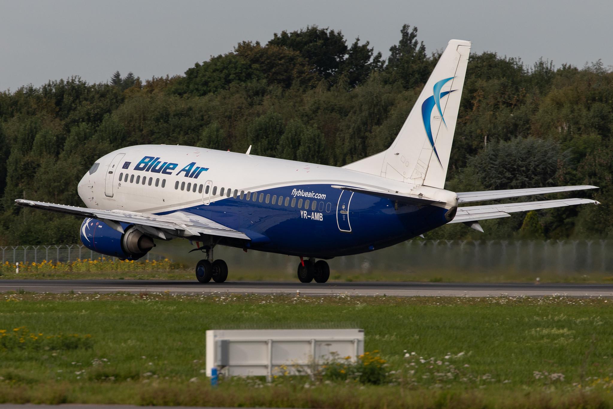 Hamburg Airport: Blue Air (0B / BMS) |  Boeing 737-530 B735 | YR-AMB | MSN 24943