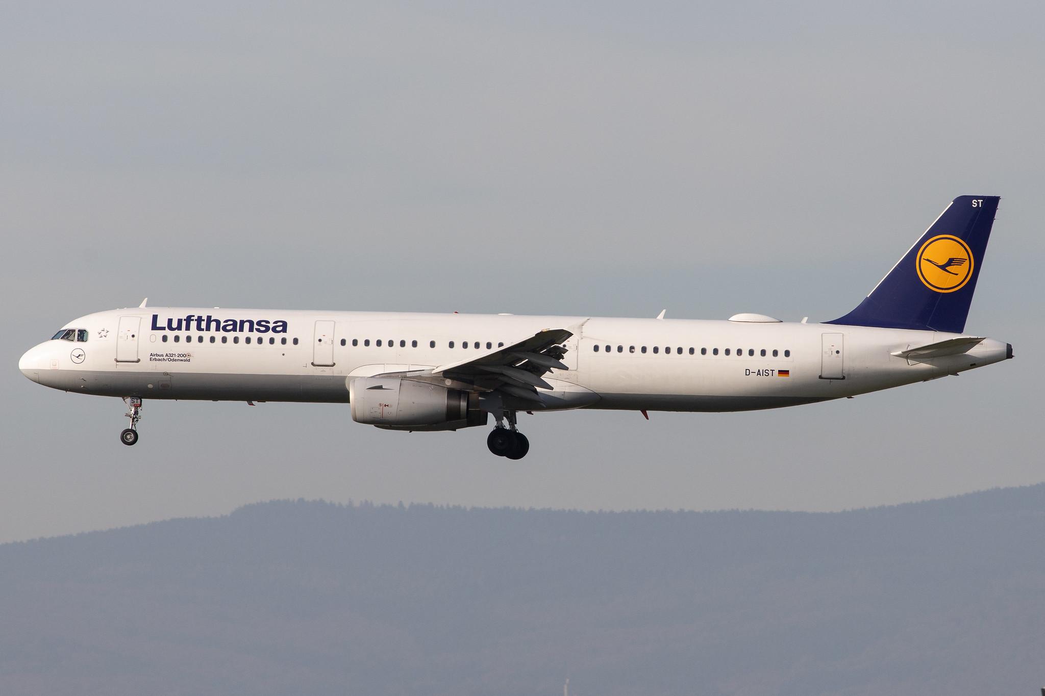 Frankfurt Airport: Lufthansa (LH / DLH) |  Airbus A321-231 A321 | D-AIST | MSN 4005