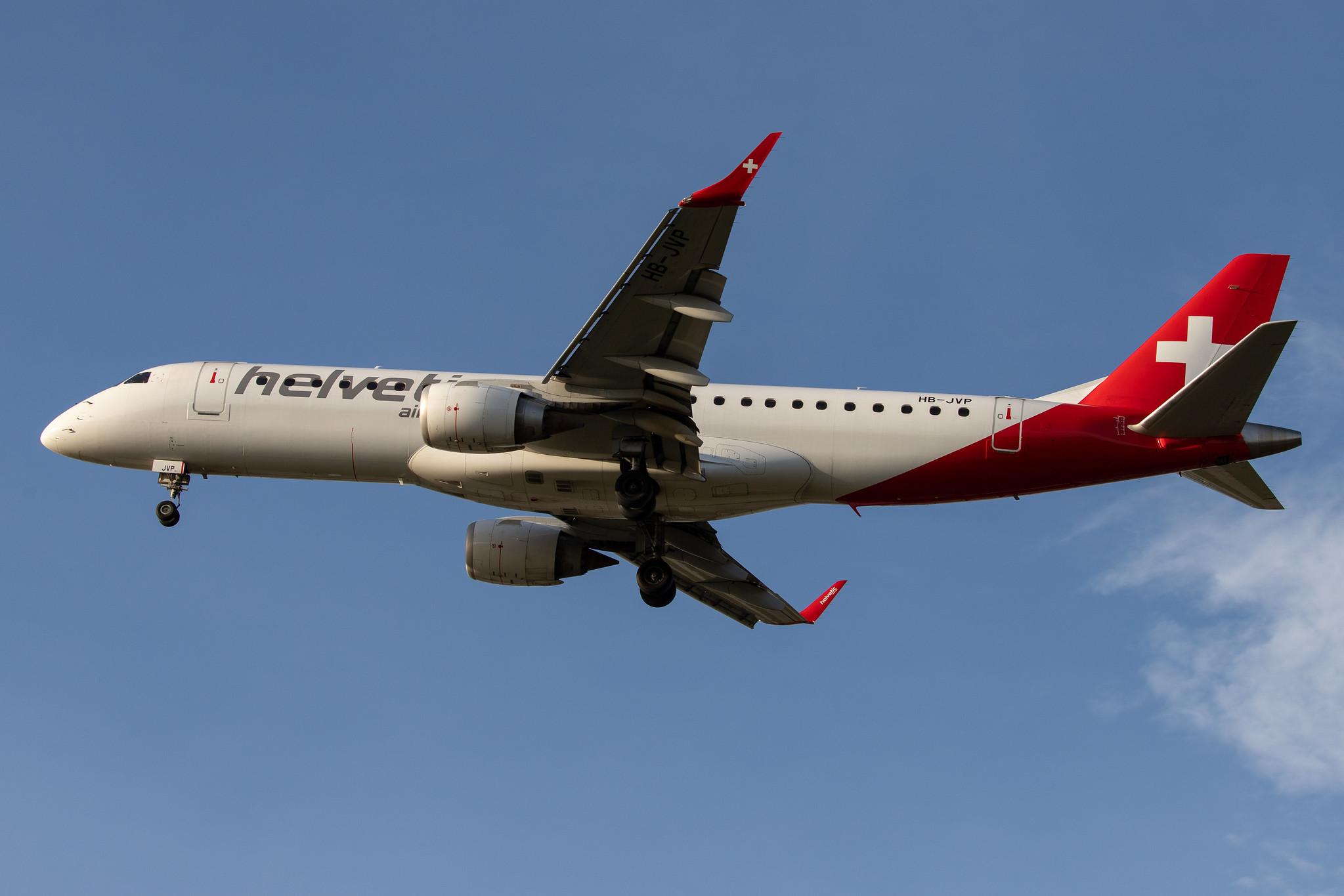 Frankfurt Airport: Helvetic Airways (2L / OAW) |  Embraer ERJ-190LR E190 | HB-JVP | MSN 19000387