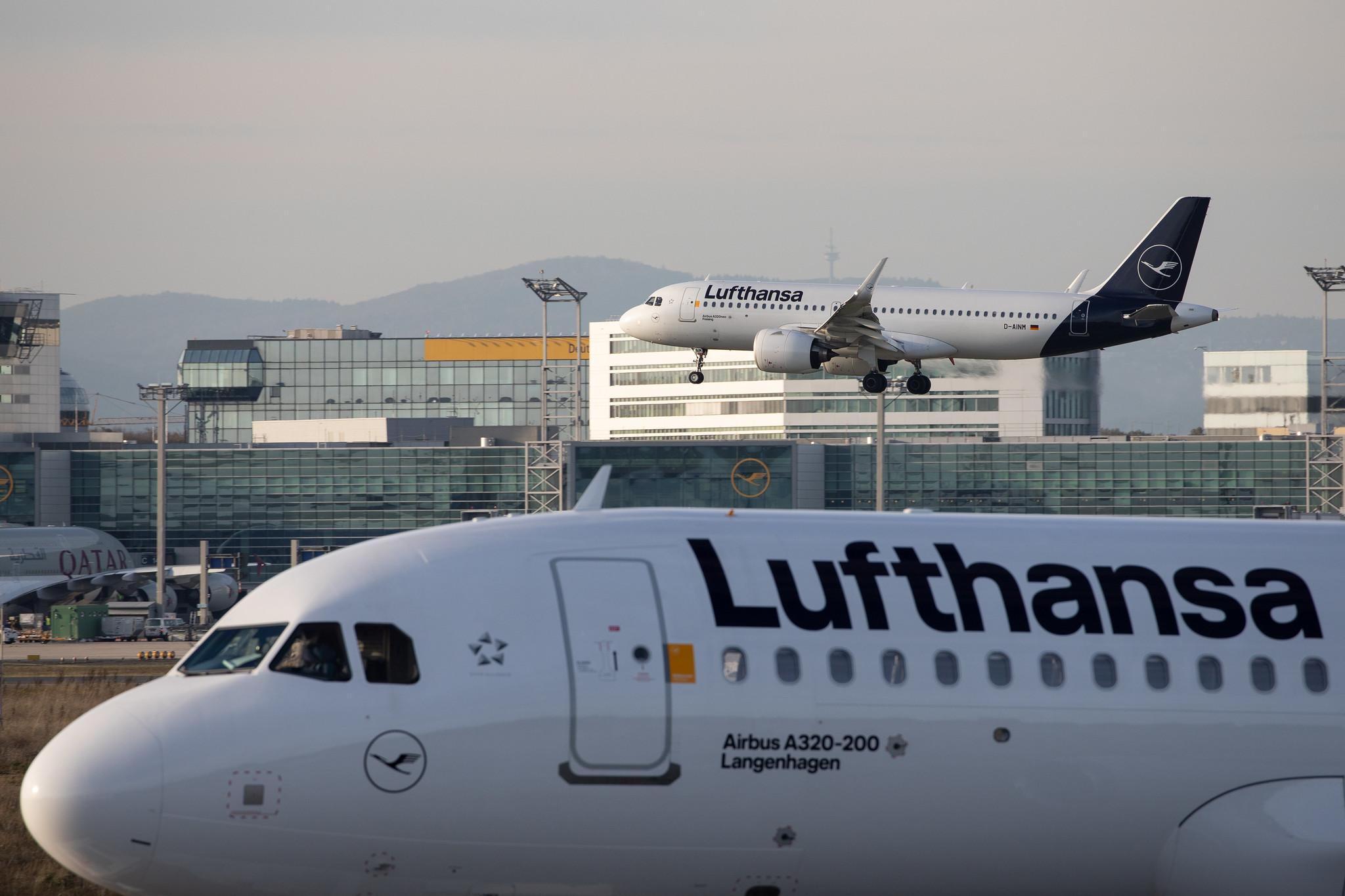 Frankfurt Airport: Lufthansa (LH / DLH) |  Airbus A320-214 A320 | D-AIWI | MSN 8951