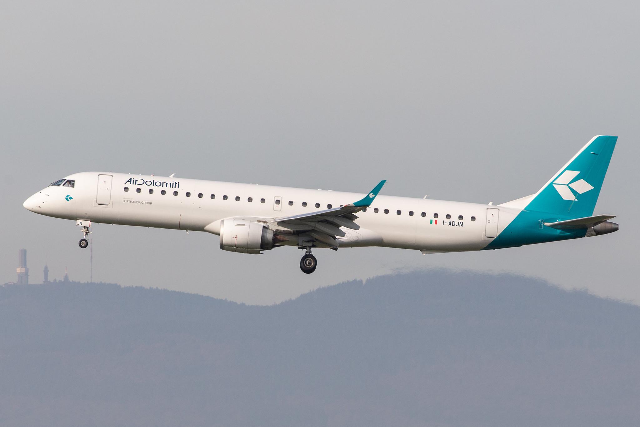 Frankfurt Airport: Air Dolomiti (EN / DLA) |  Embraer ERJ-195LR E195 | I-ADJN | MSN 19000270