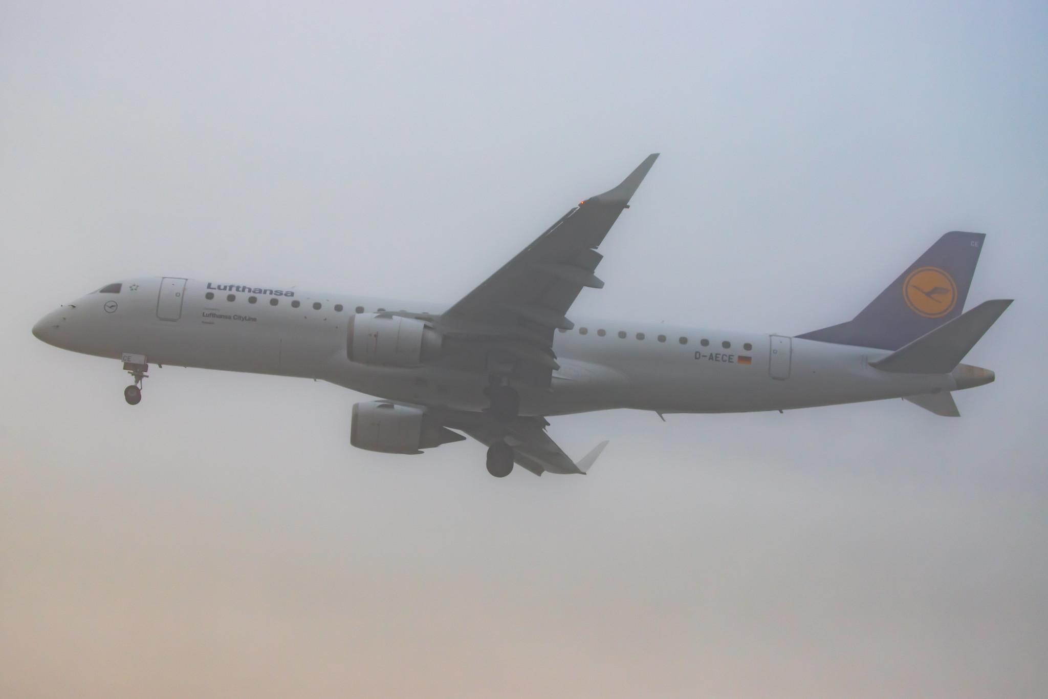 Frankfurt Airport: Lufthansa (LH / DLH) | Operator: Lufthansa CityLine |  Embraer ERJ-190LR E190 | D-AECE | MSN 19000341