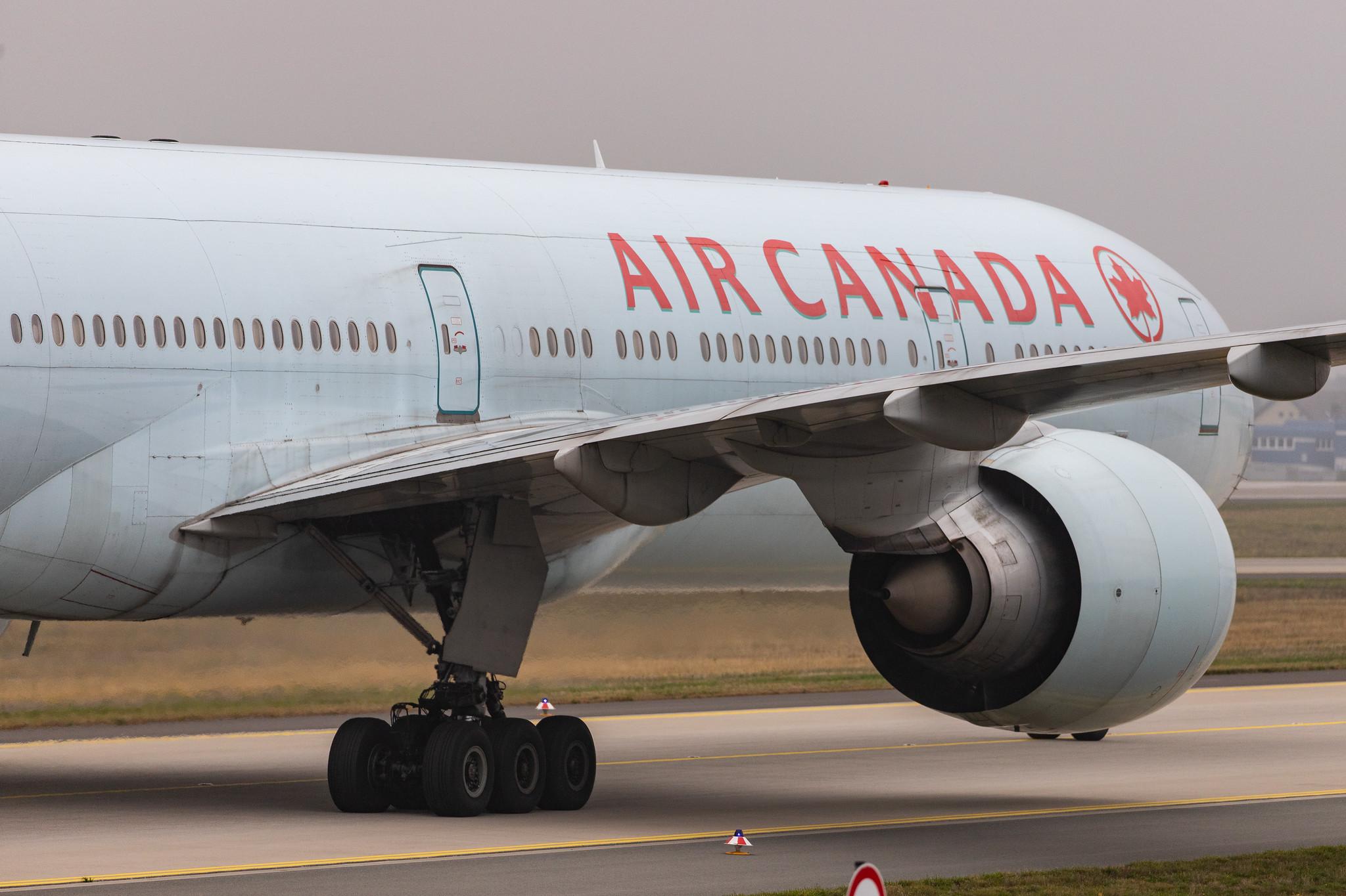 Frankfurt Airport: Air Canada (AC / ACA) |  Boeing 777-333(ER) B77W | C-FIUW | MSN 35249