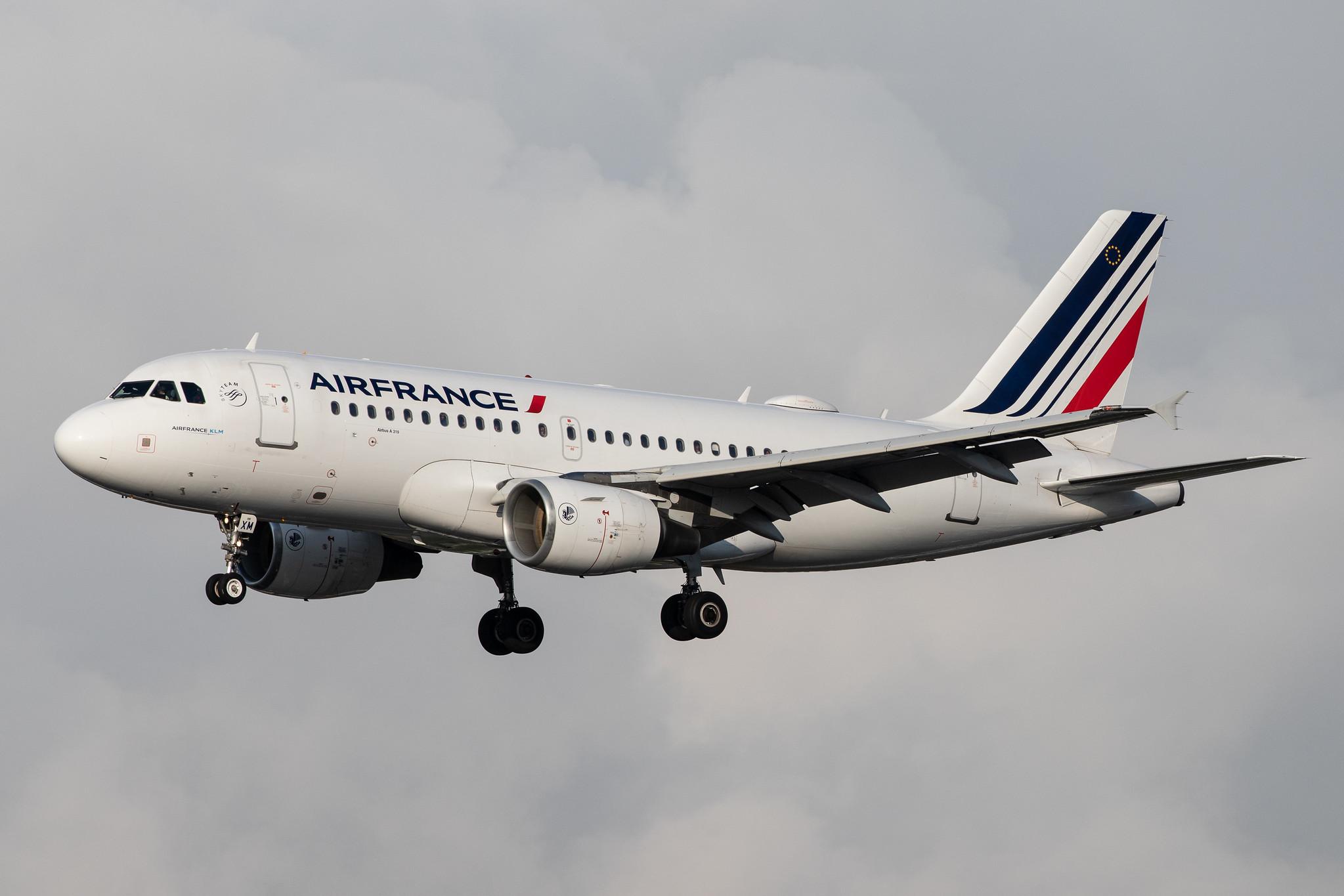 Hamburg Airport: Air France (AF / AFR) |  Airbus A319-111 A319 | F-GRXM | MSN 2961