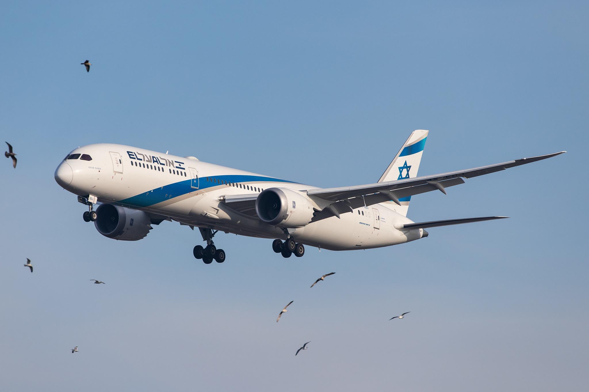 London Heathrow Airport: El Al Israel Airlines (LY / ELY) | Operator: El Al |  Boeing 787-9 Dreamliner B789 | 4X-EDJ | MSN 65086