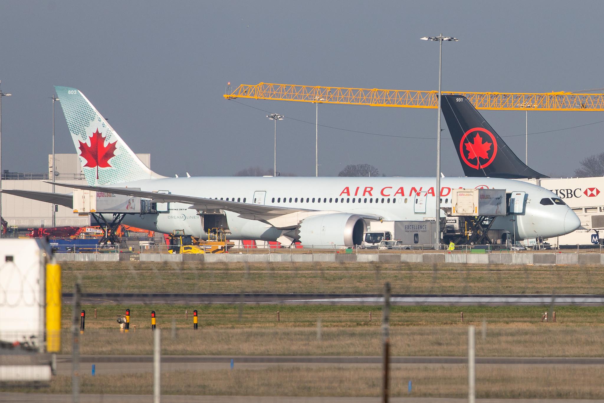 London Heathrow Airport: Air Canada (AC / ACA) |  Boeing 787-8 Dreamliner B788 | C-GHPU | MSN 35259