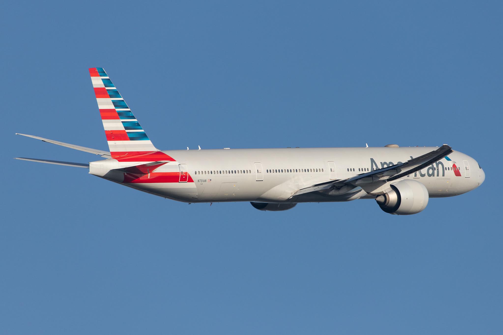 London Heathrow Airport: American Airlines (AA / AAL) |  Boeing 777-323(ER) B77W | N731AN | MSN 33523