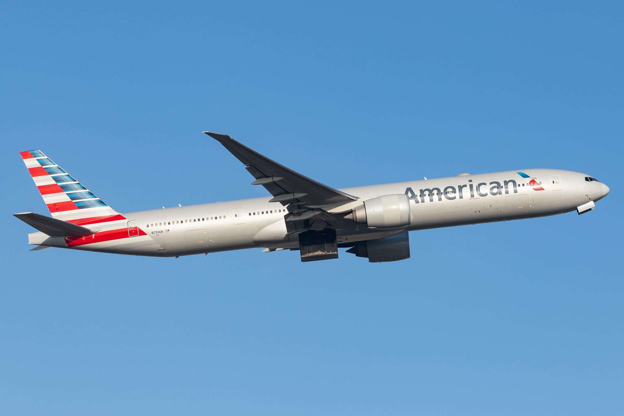 London Heathrow Airport: American Airlines (AA / AAL) |  Boeing 777-323(ER) B77W | N731AN | MSN 33523