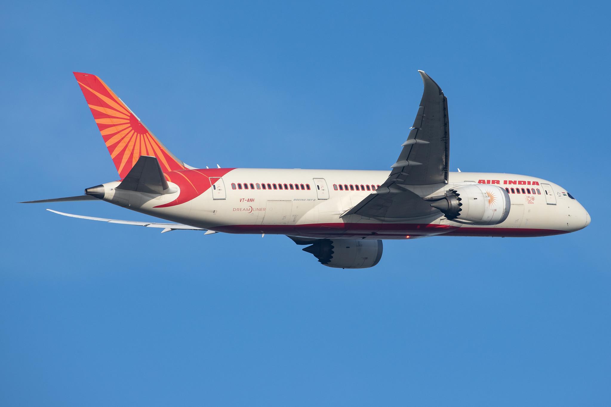 London Heathrow Airport: Air India (AI / AIC) |  Boeing 787-8 Dreamliner B788 | VT-ANH | MSN 36276