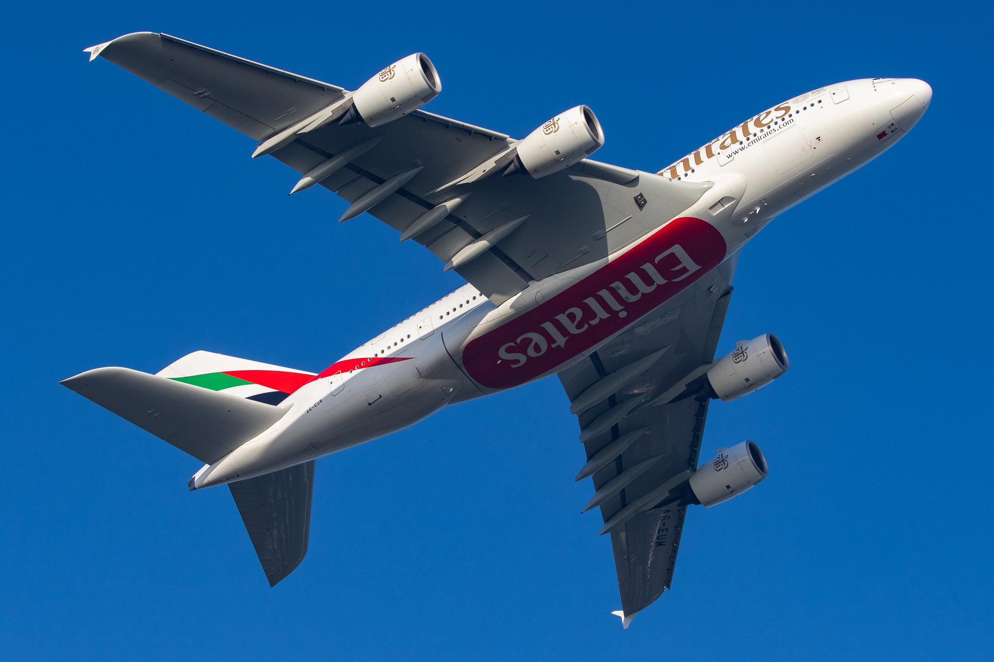 London Heathrow Airport: Emirates (EK / UAE) |  Airbus A380-842 A388 | A6-EUM | MSN 225