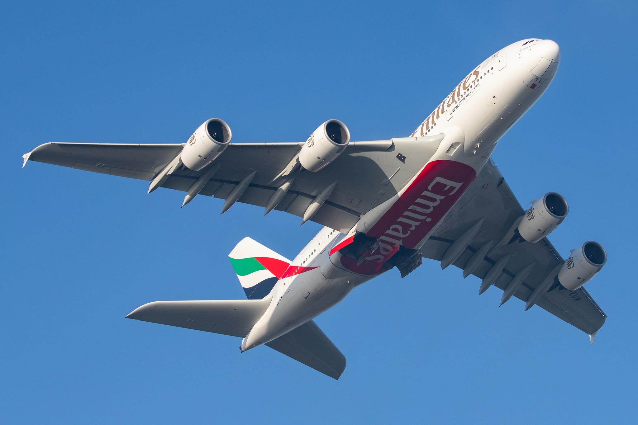 London Heathrow Airport: Emirates (EK / UAE) |  Airbus A380-842 A388 | A6-EUM | MSN 225