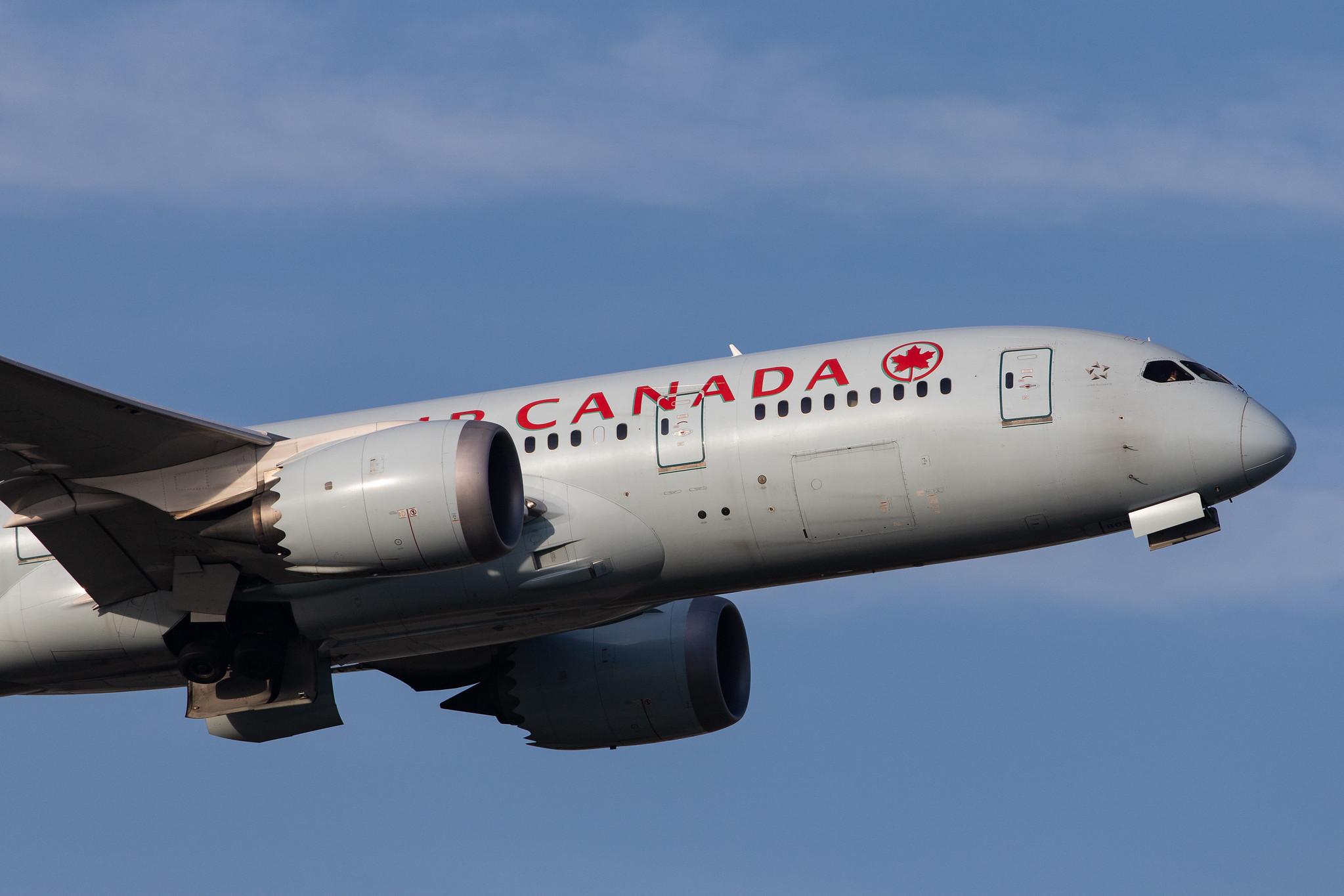 London Heathrow Airport: Air Canada (AC / ACA) |  Boeing 787-8 Dreamliner B788 | C-GHPU | MSN 35259
