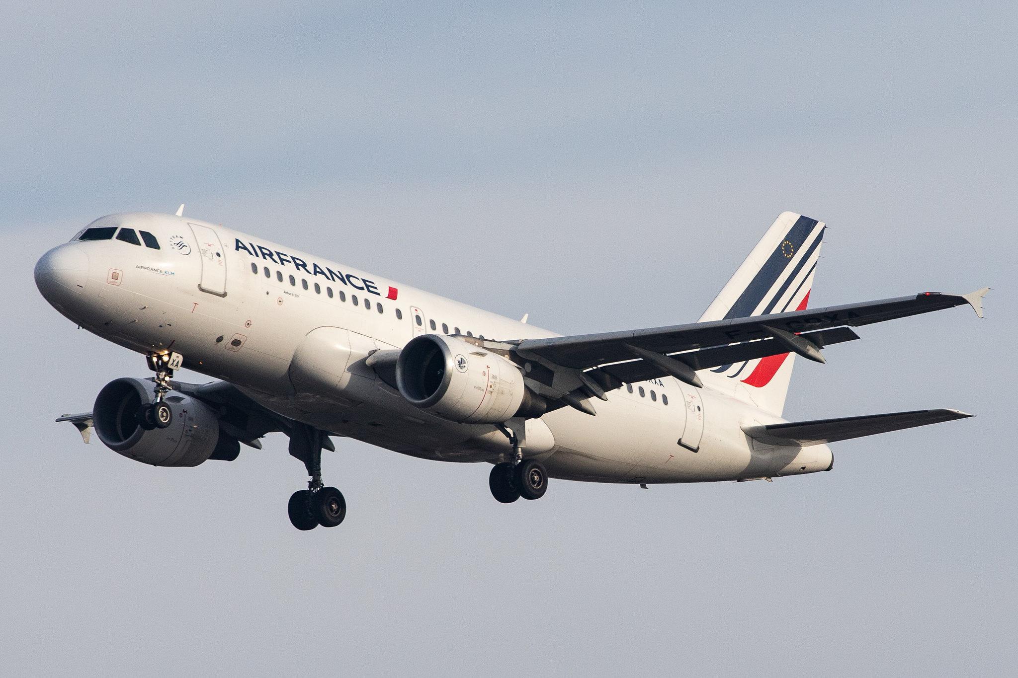 London Heathrow Airport: Air France (AF / AFR) |  Airbus A319-111 A319 | F-GRXA | MSN 1640