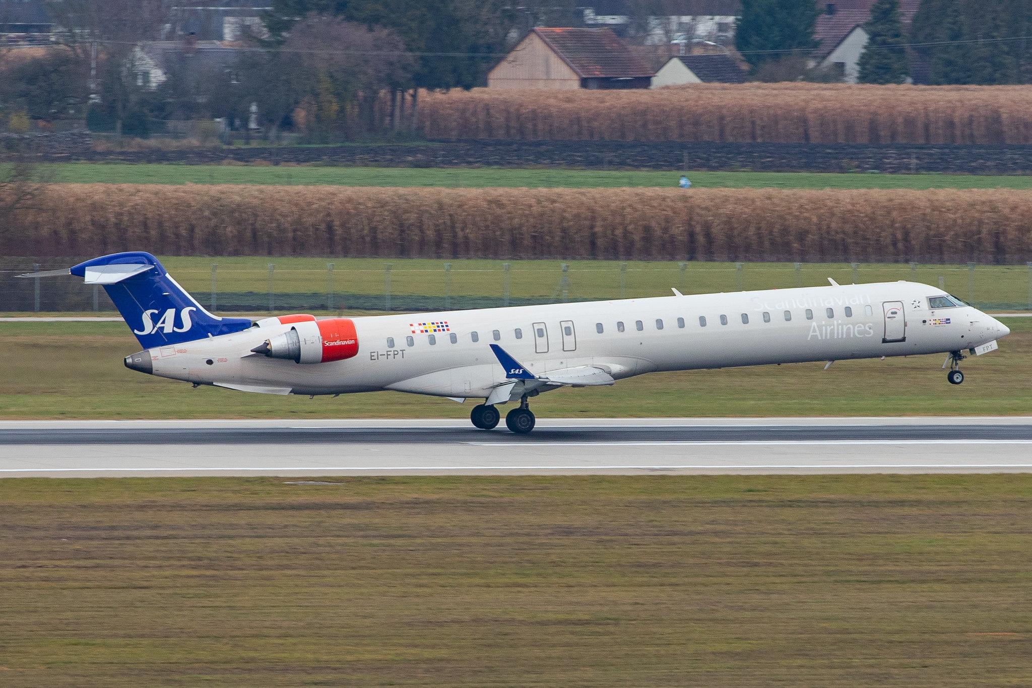 Munich Airport: SAS (SK / SAS) | Operator: Cityjet |  Bombardier CRJ-900LR CRJ9 | EI-FPT | MSN 15438