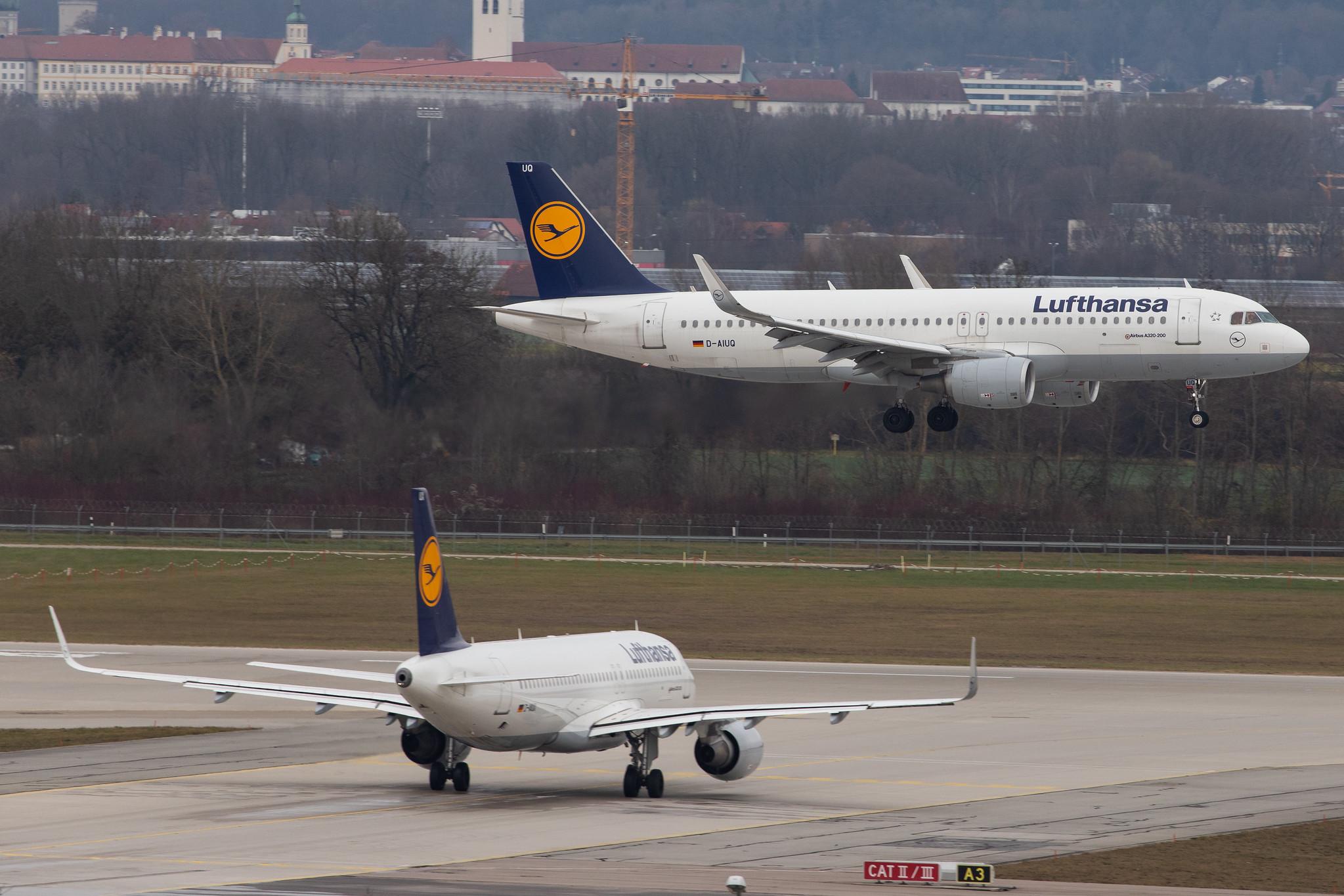 Munich Airport: Lufthansa (LH / DLH) |  Airbus A320-214 A320 | D-AIUX | MSN 7256