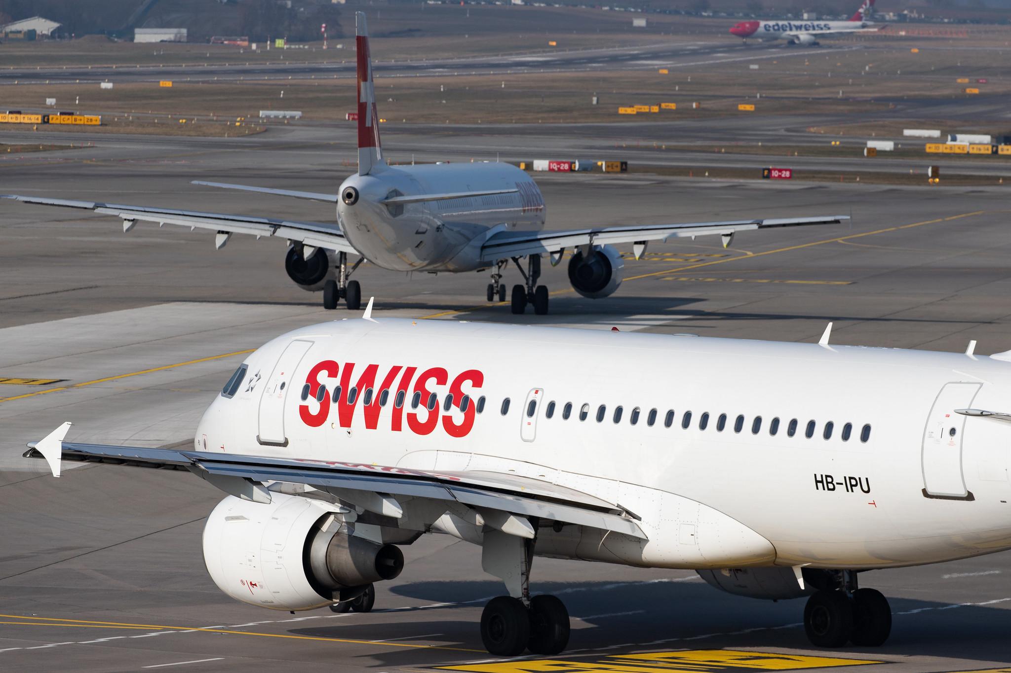 Flughafen Zürich: Swiss (LX / SWR) |  Airbus A319-112 A319 | HB-IPU | MSN 0713